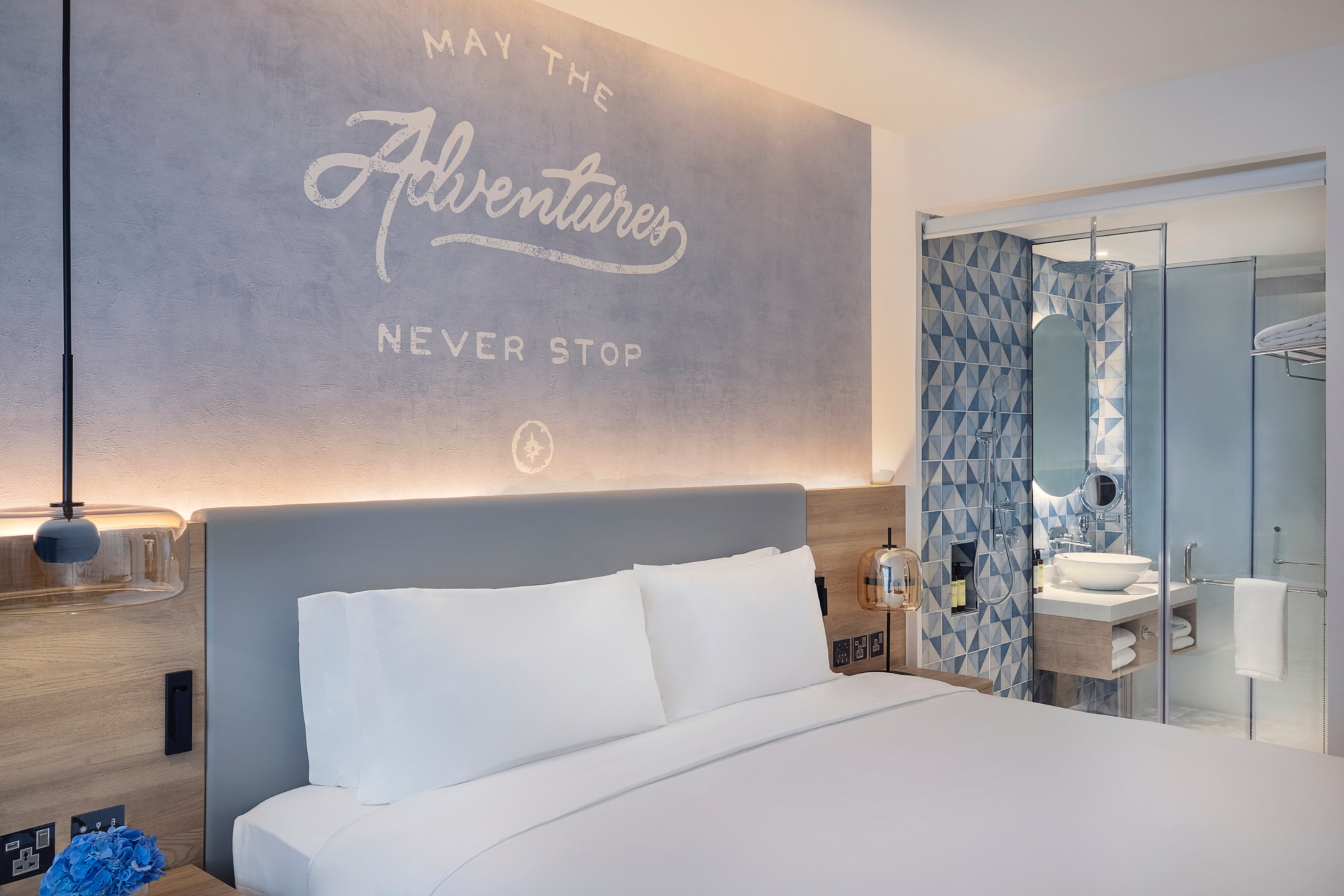 Room Camera Superior con balcone