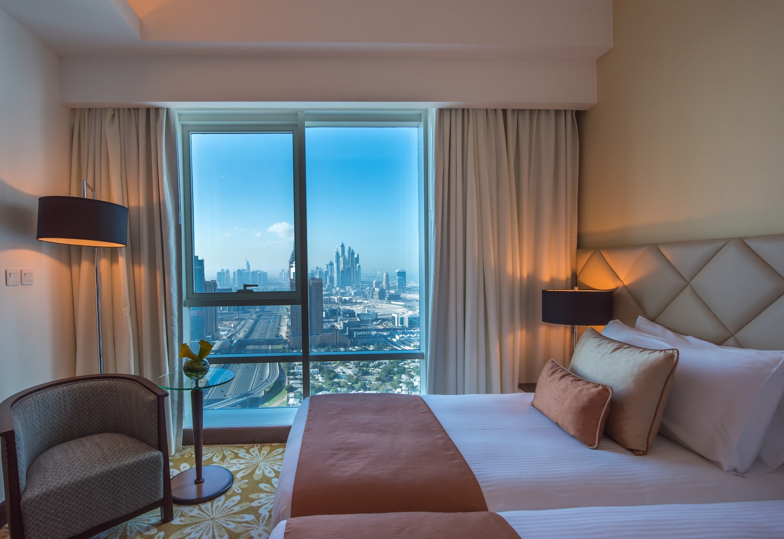 Hotel Apartment In Dubai For 3000 Aed Monthly La Suite Dubai Hotel & Apartments | Up to 25% off | nh-hotels.com