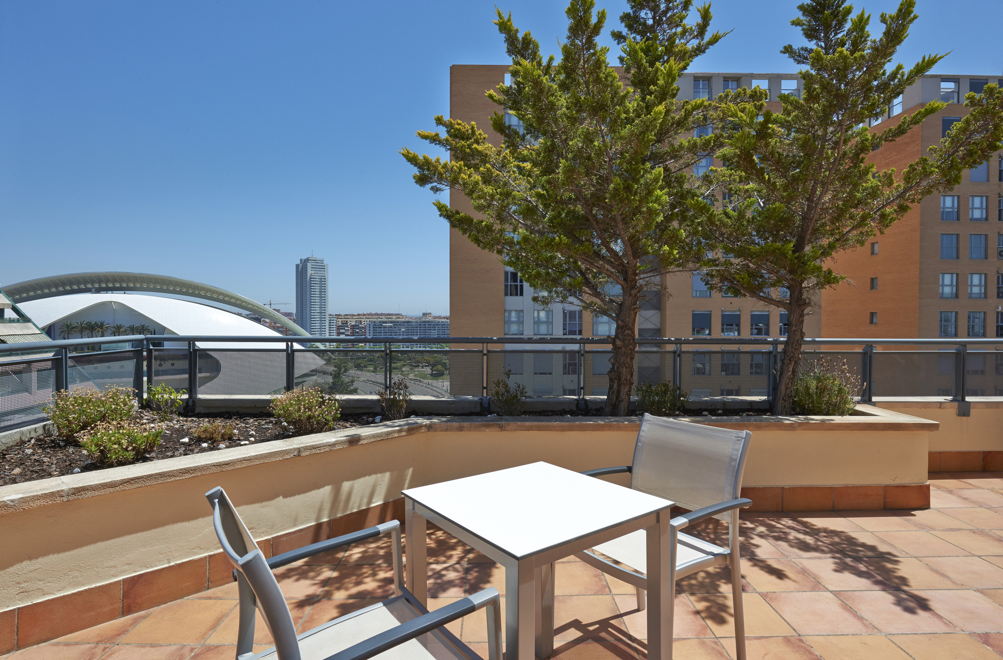 Hotel NH Valencia Las Artes Up