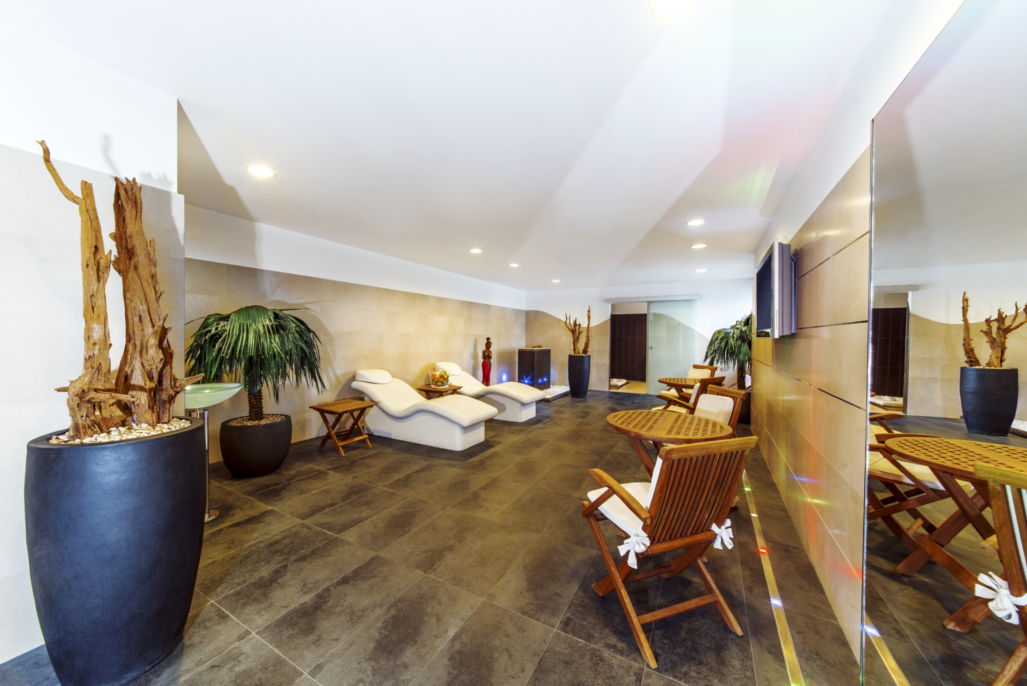 Photo - NH Budapest City