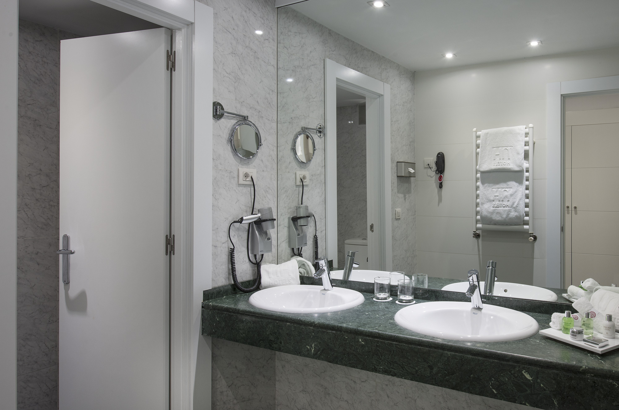 Photo - NH Collection Villa de Bilbao