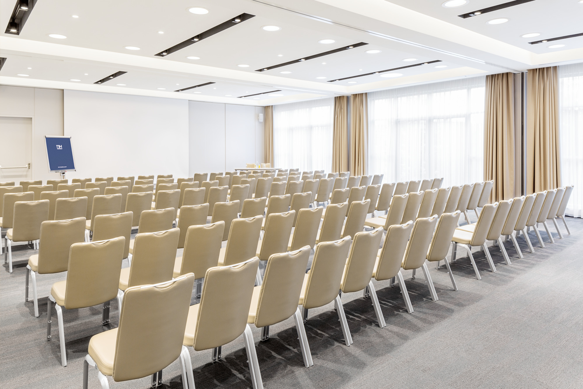 Foto - NH Danube City