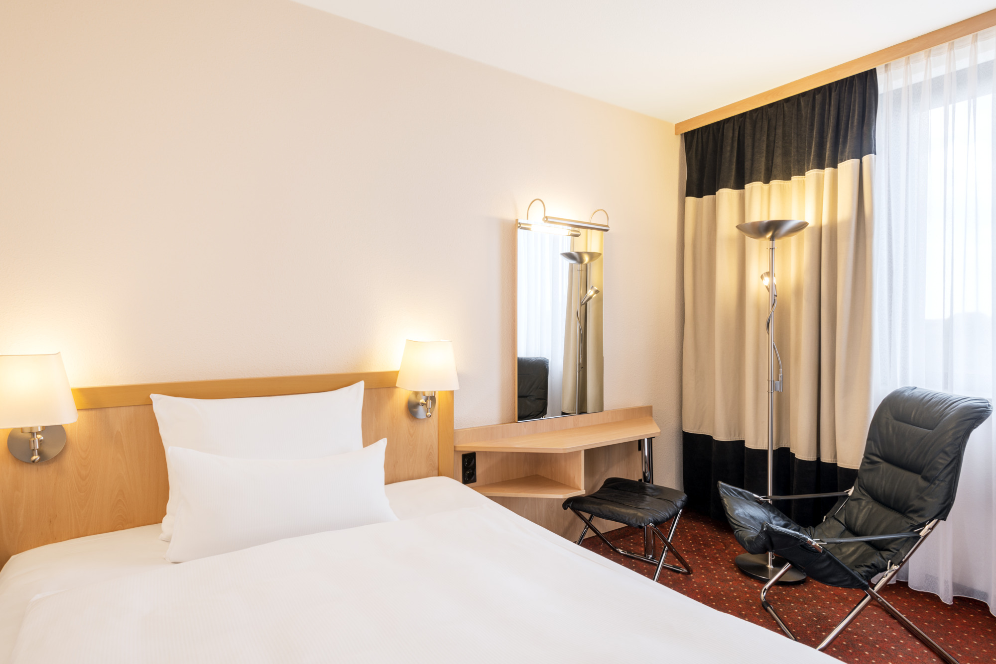 Hotel Nh Oberhausen Düppelstraße 2 46045 Oberhausen Hotel NH Oberhausen | Up to 25% off | nh-hotels.com