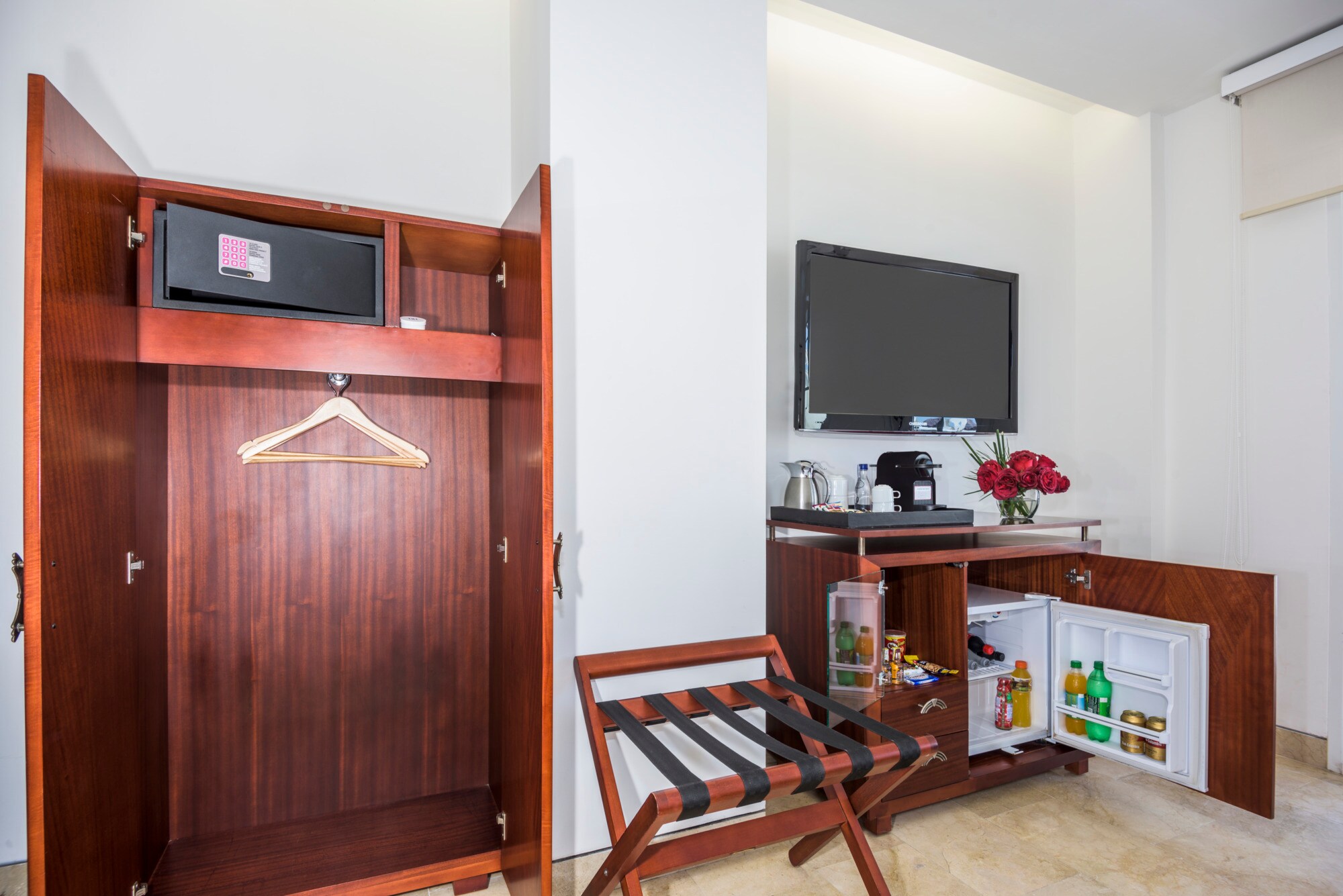 Room Deluxe room with balcony