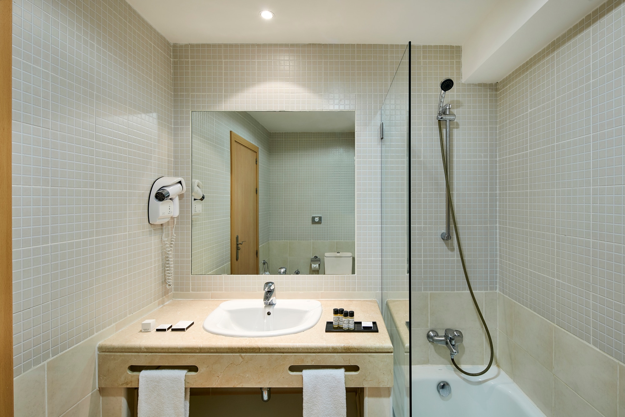 Room Family Interconnecting