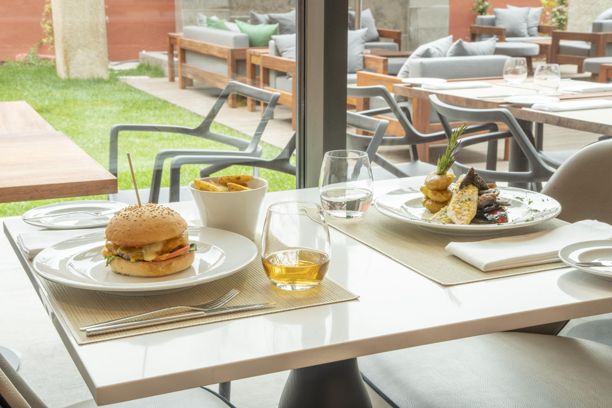 Foto - NH Porto Jardim