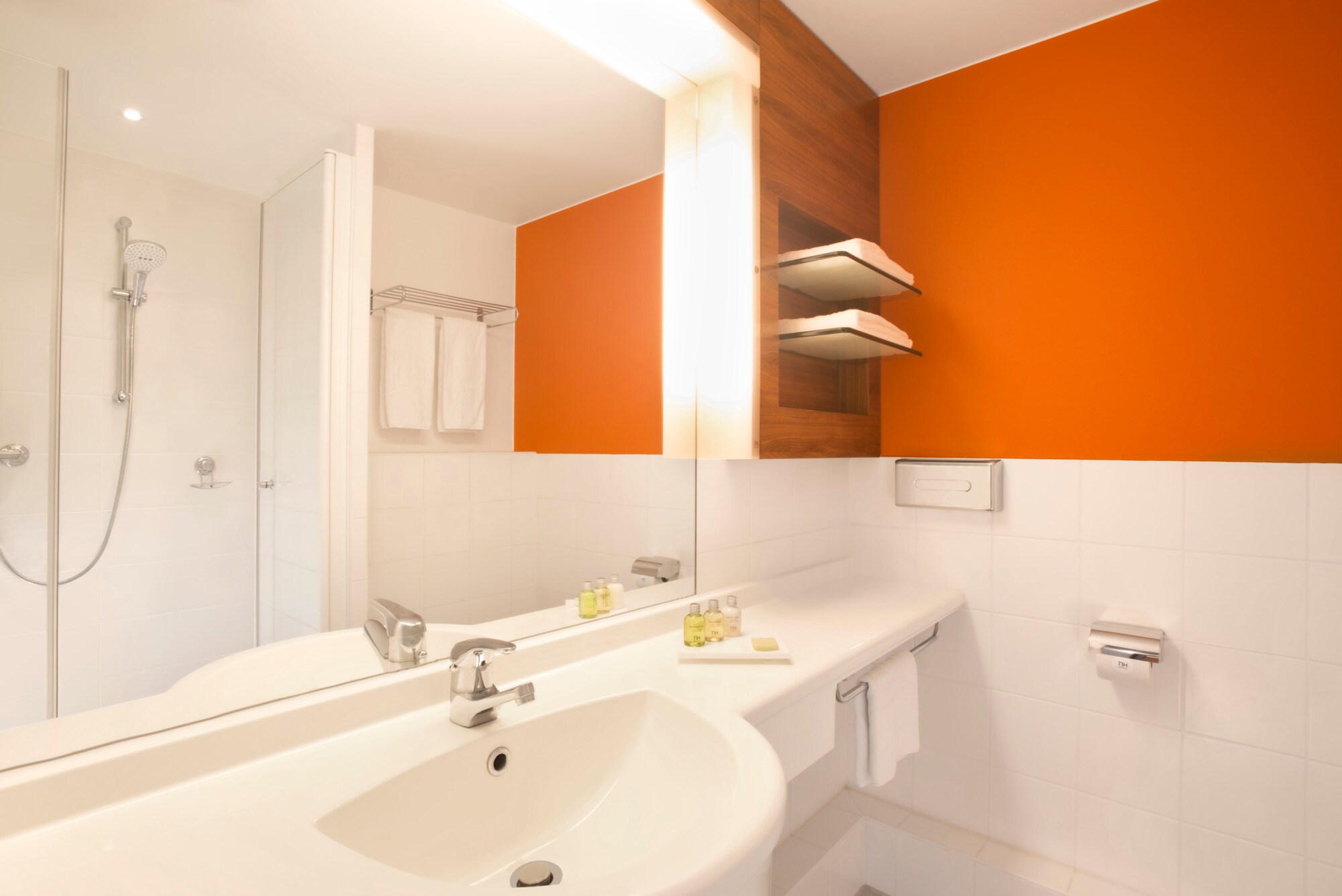 Room Camera Standard