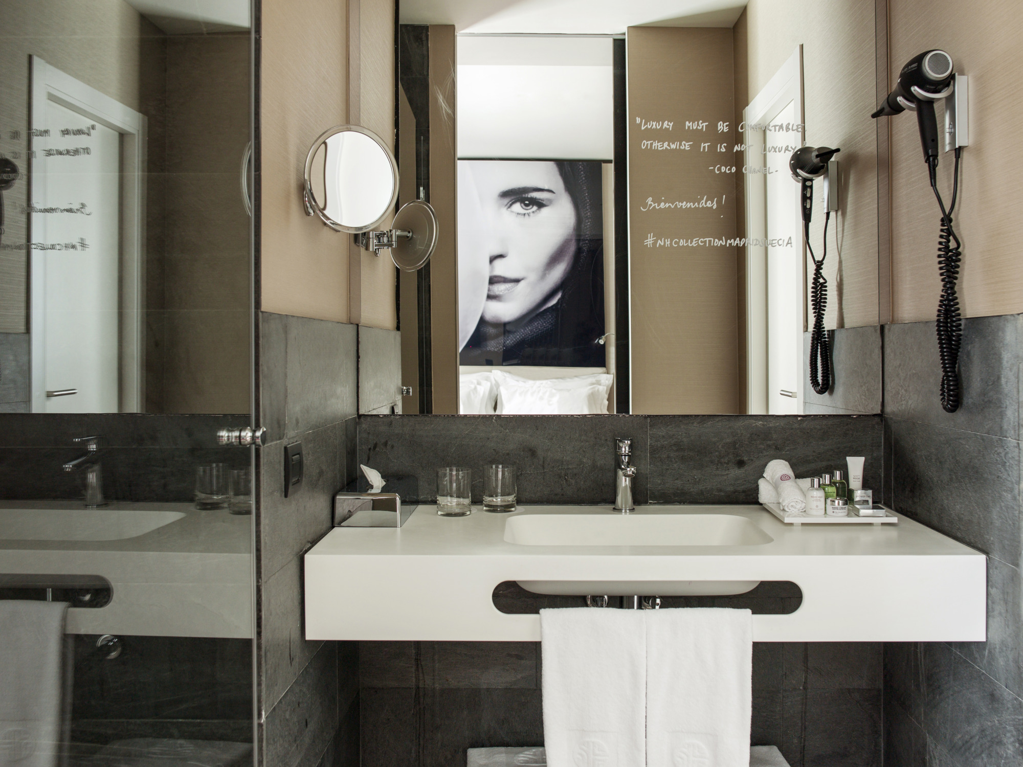 Photo - NH Collection Madrid Suecia