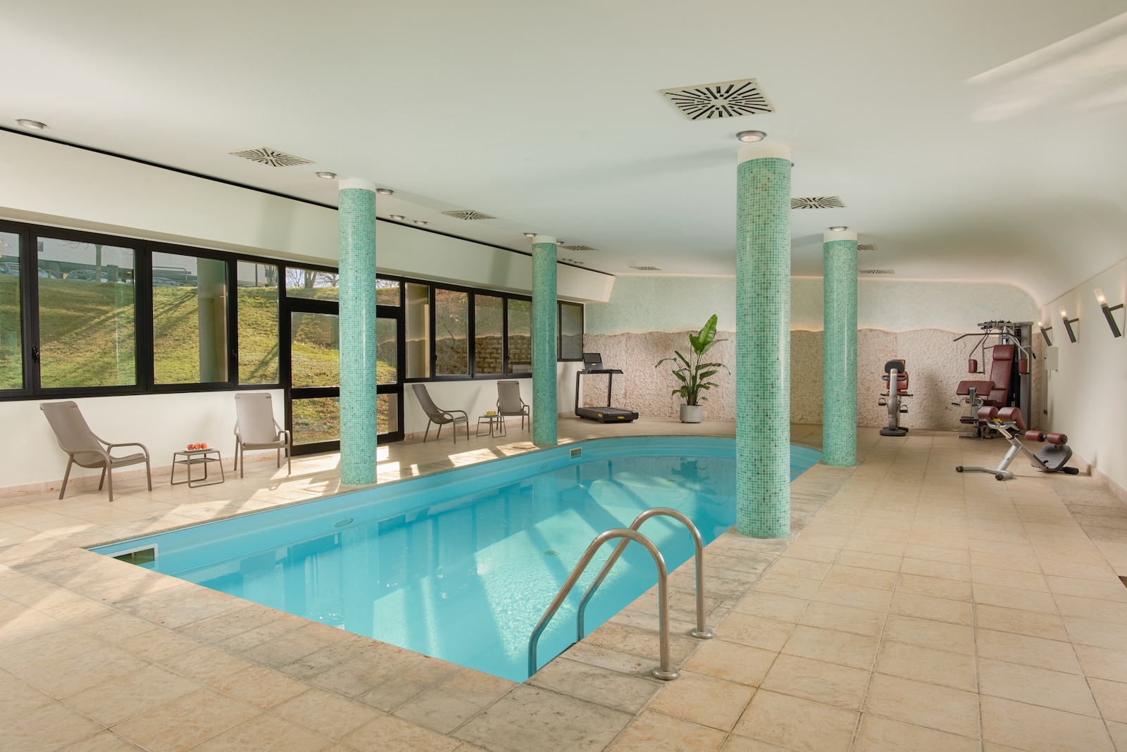 Villanova Pool Hotel NH Bologna Villanova | Up to 25% off | nh-hotels.com