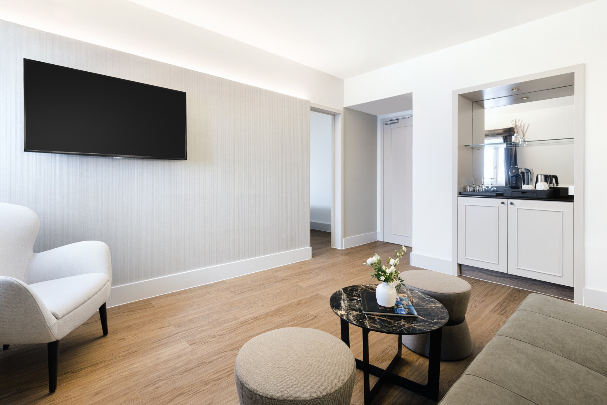 Room Suite