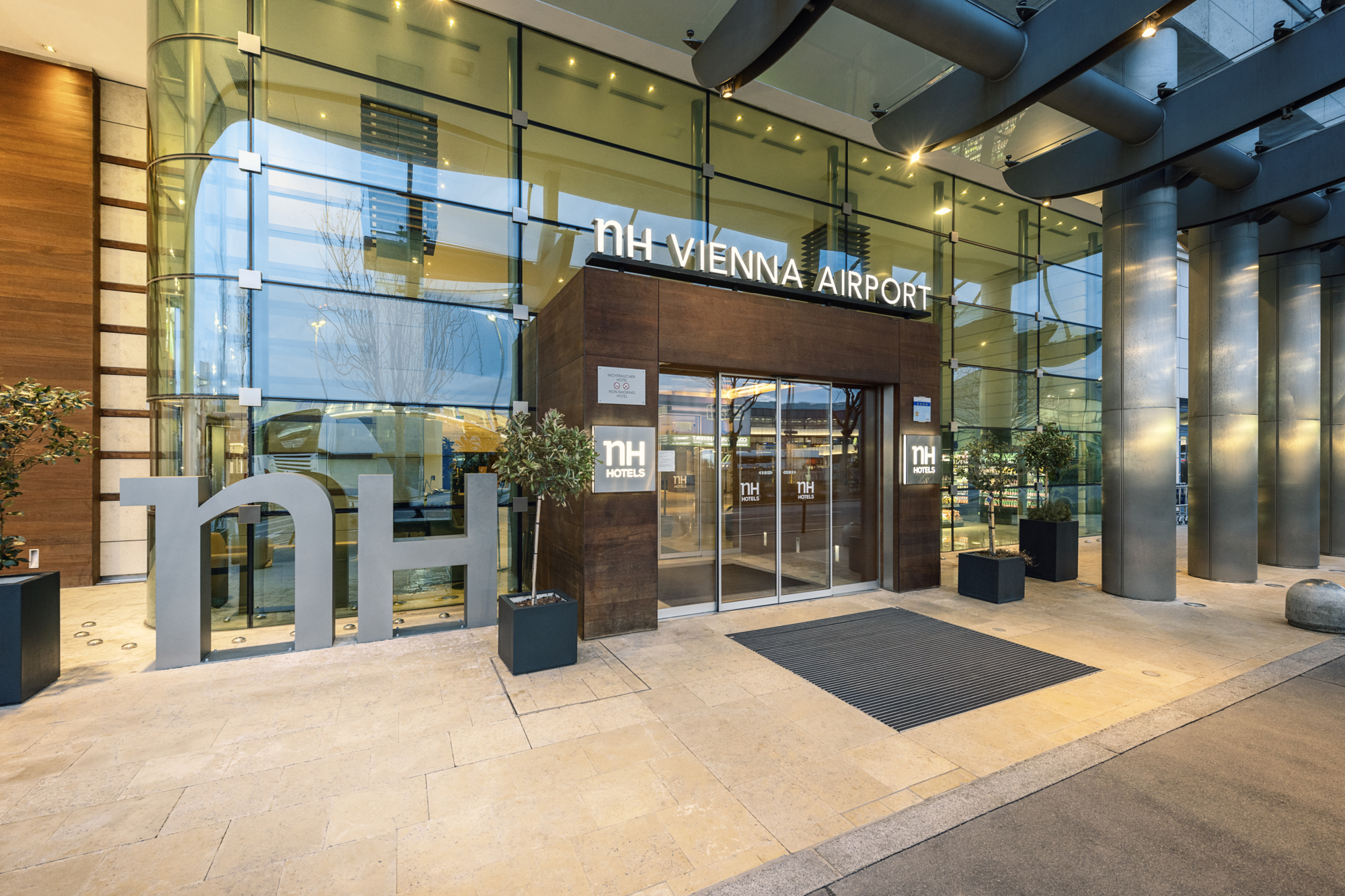 Nh Hotel Flughafen Wien Parken www.nh-hotels.com
