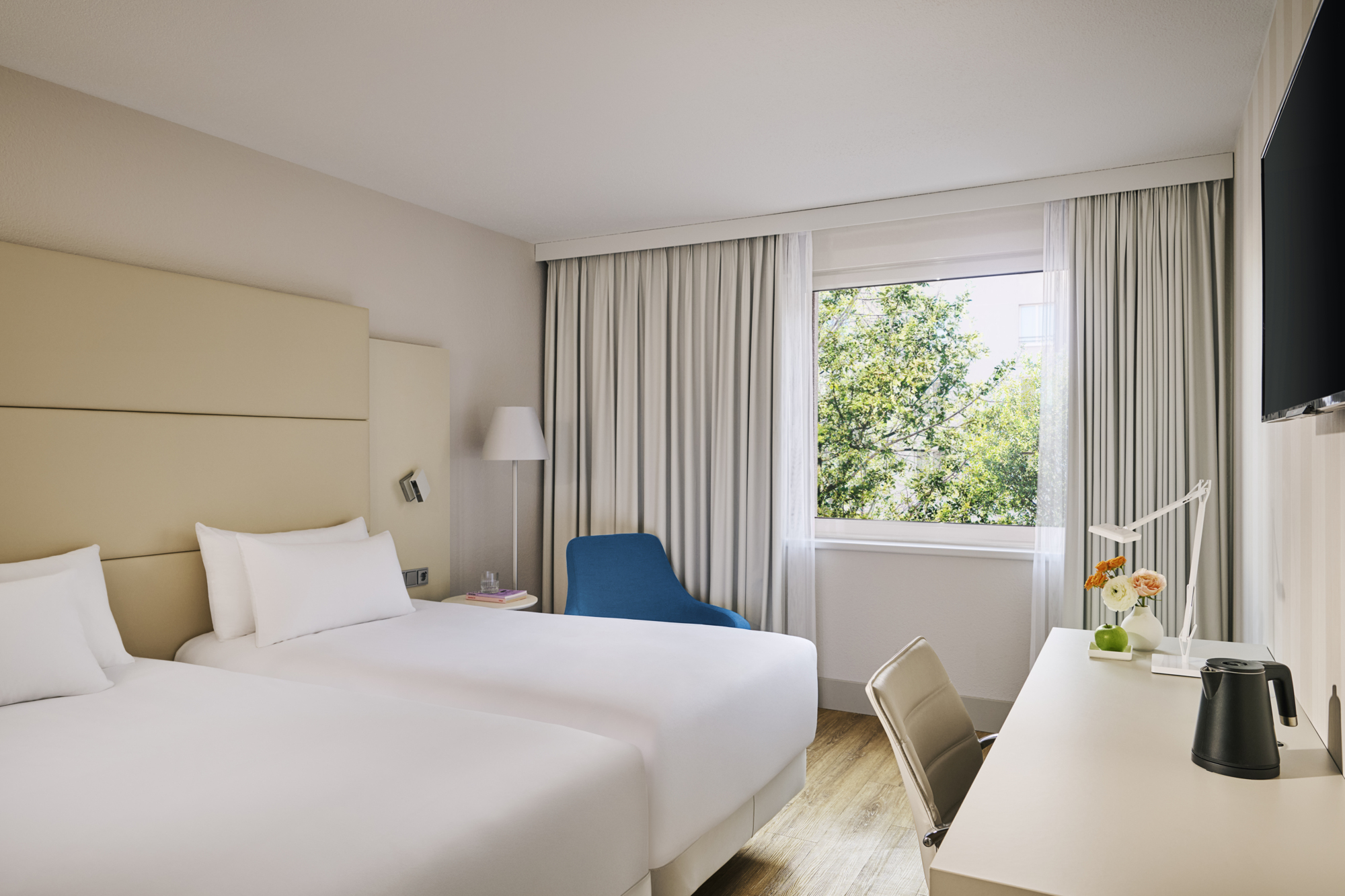 Nh Hotel Wien Airport Parken www.nh-hotels.com