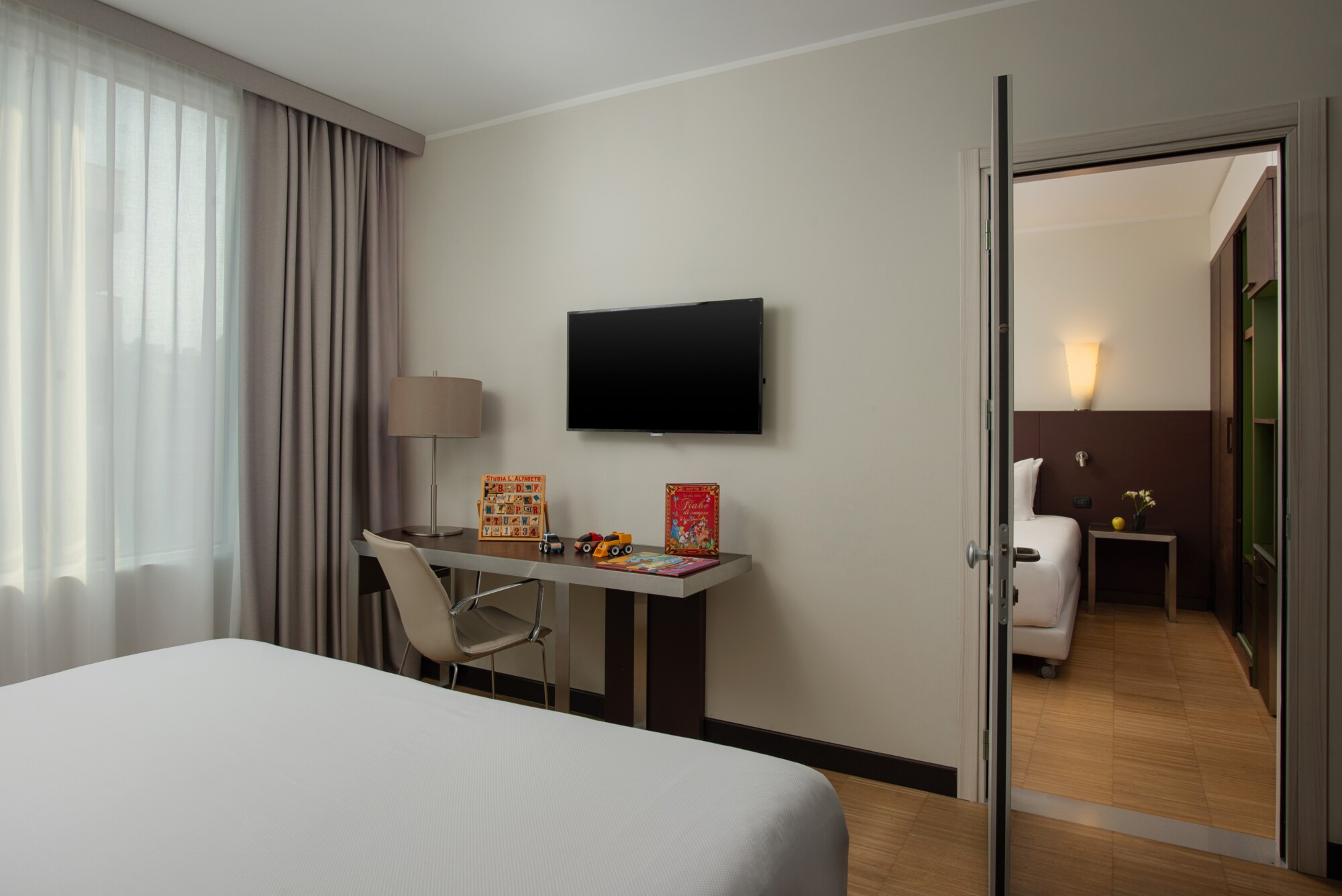 Room Familiar Conectada