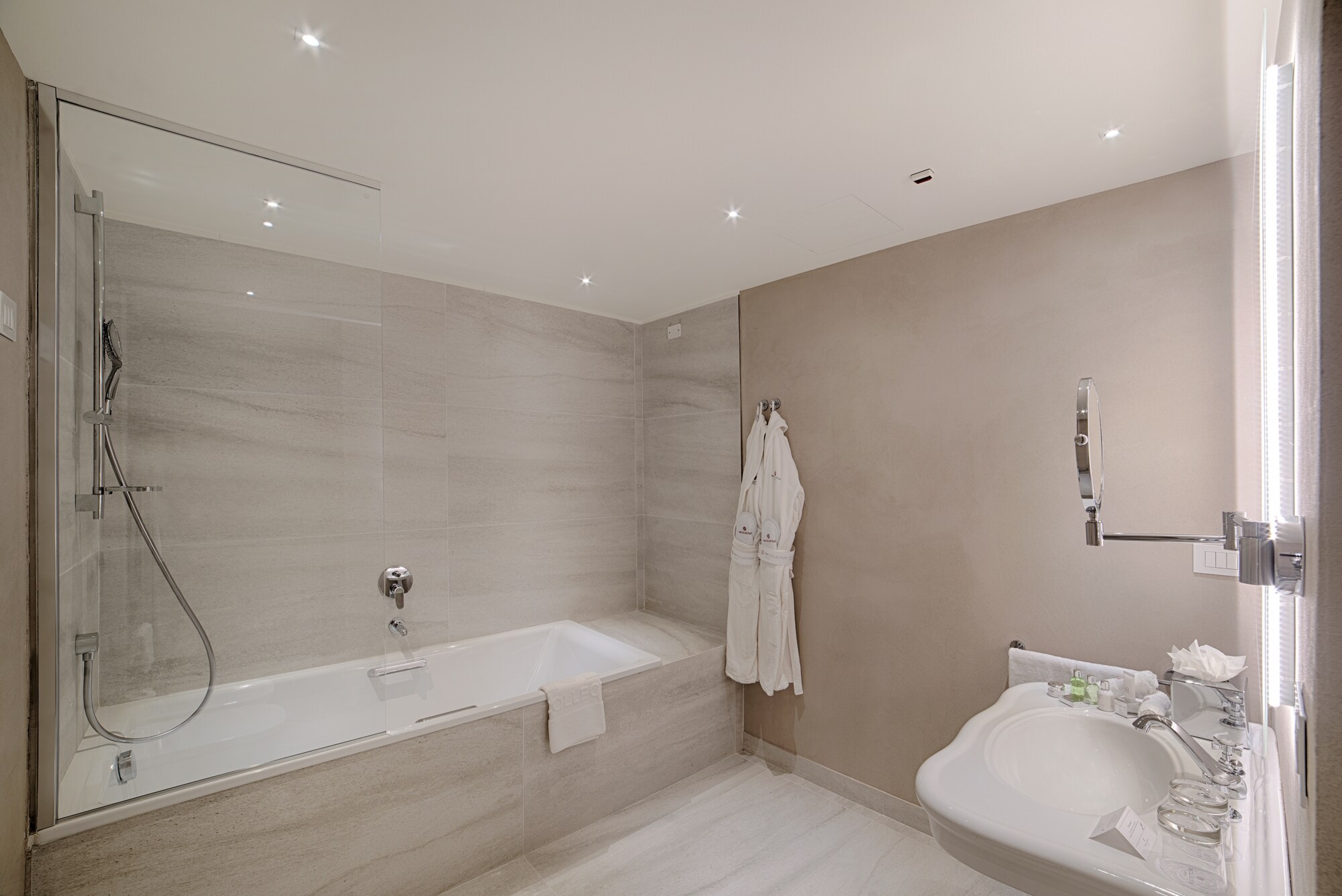 Room Quarto Superior