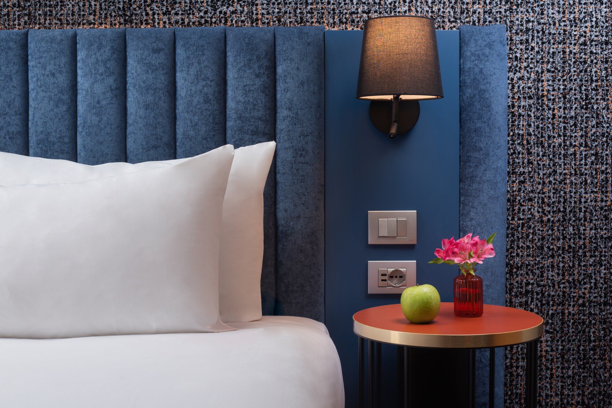 Room Camera Standard