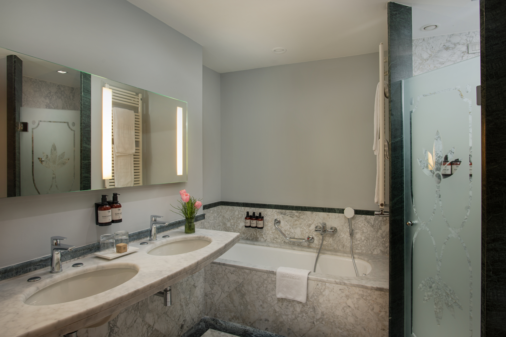 Photo - Anglo American Hotel Florence, Curio Collection By Hilton