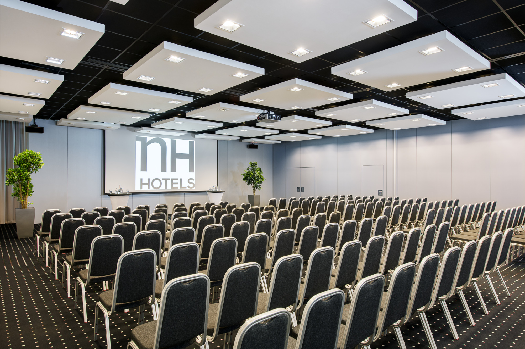 Photo - NH Bratislava Gate One