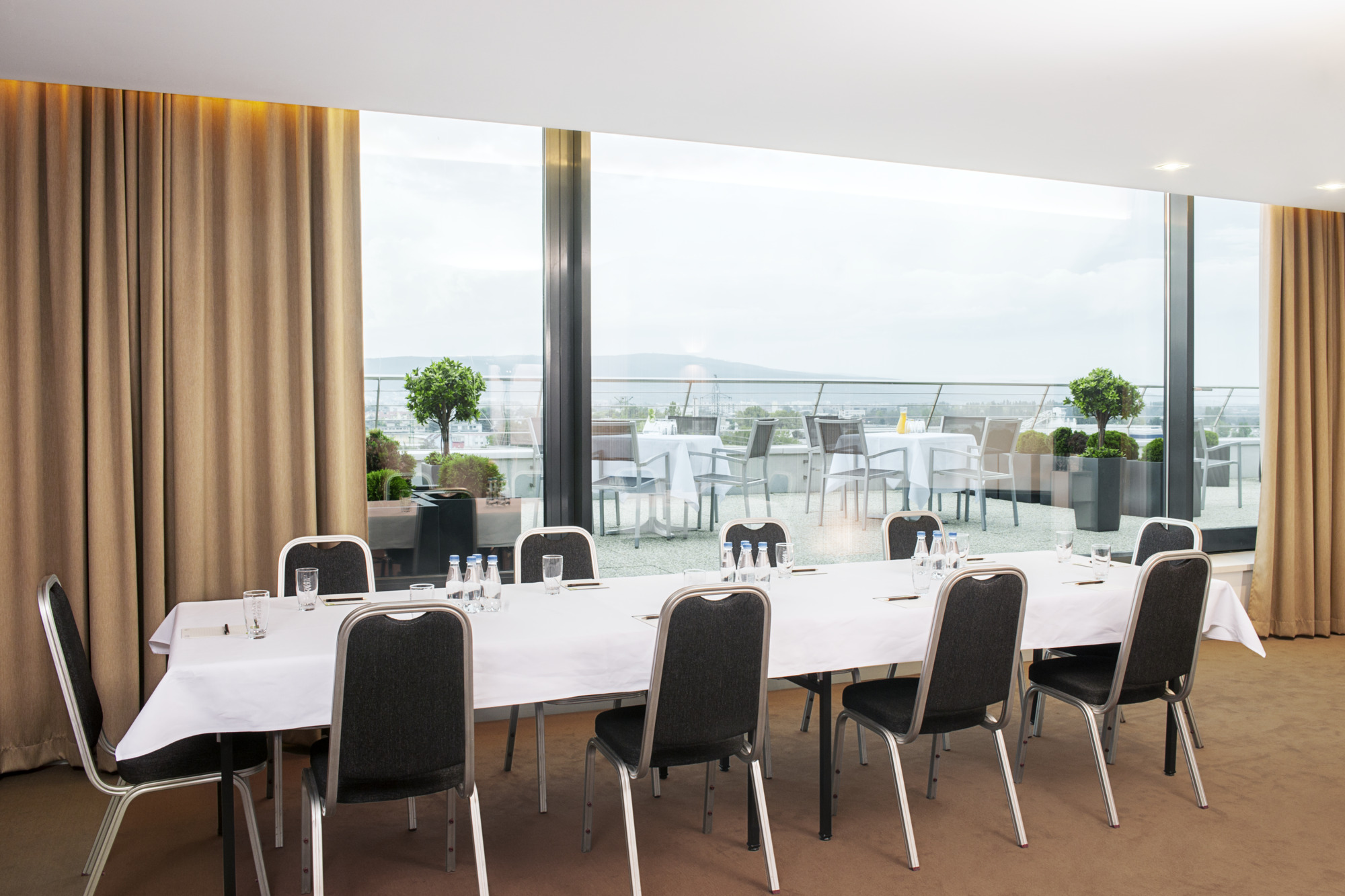 Photo - NH Bratislava Gate One