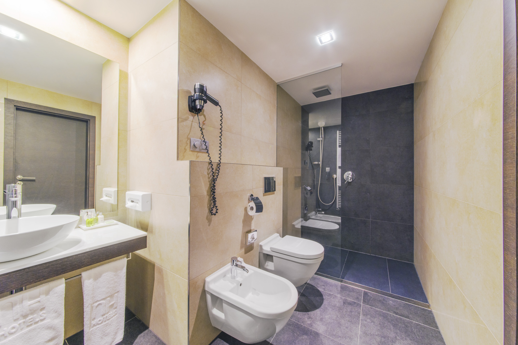 Photo - NH Bratislava Gate One