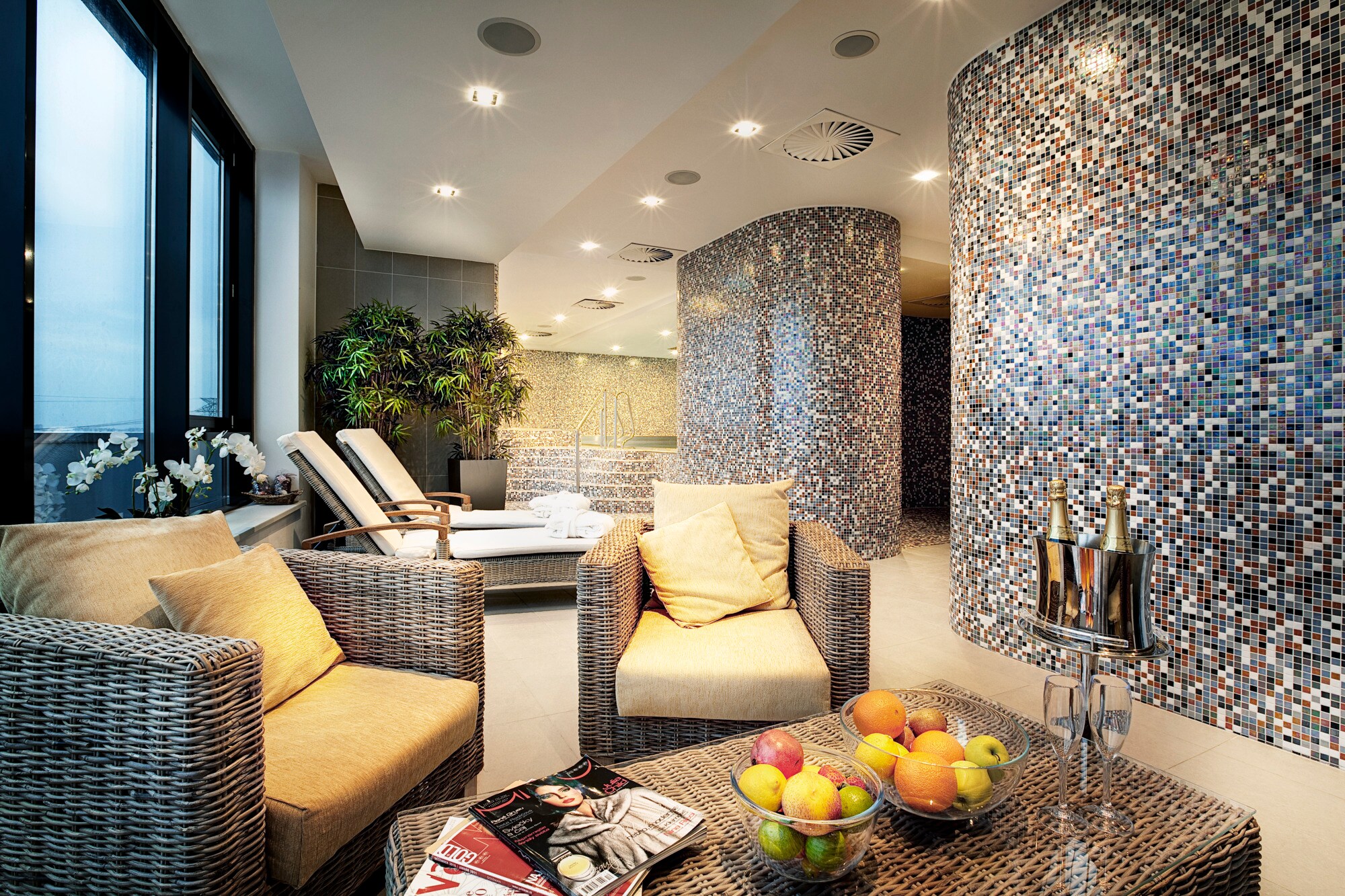  NH Bratislava Gate One