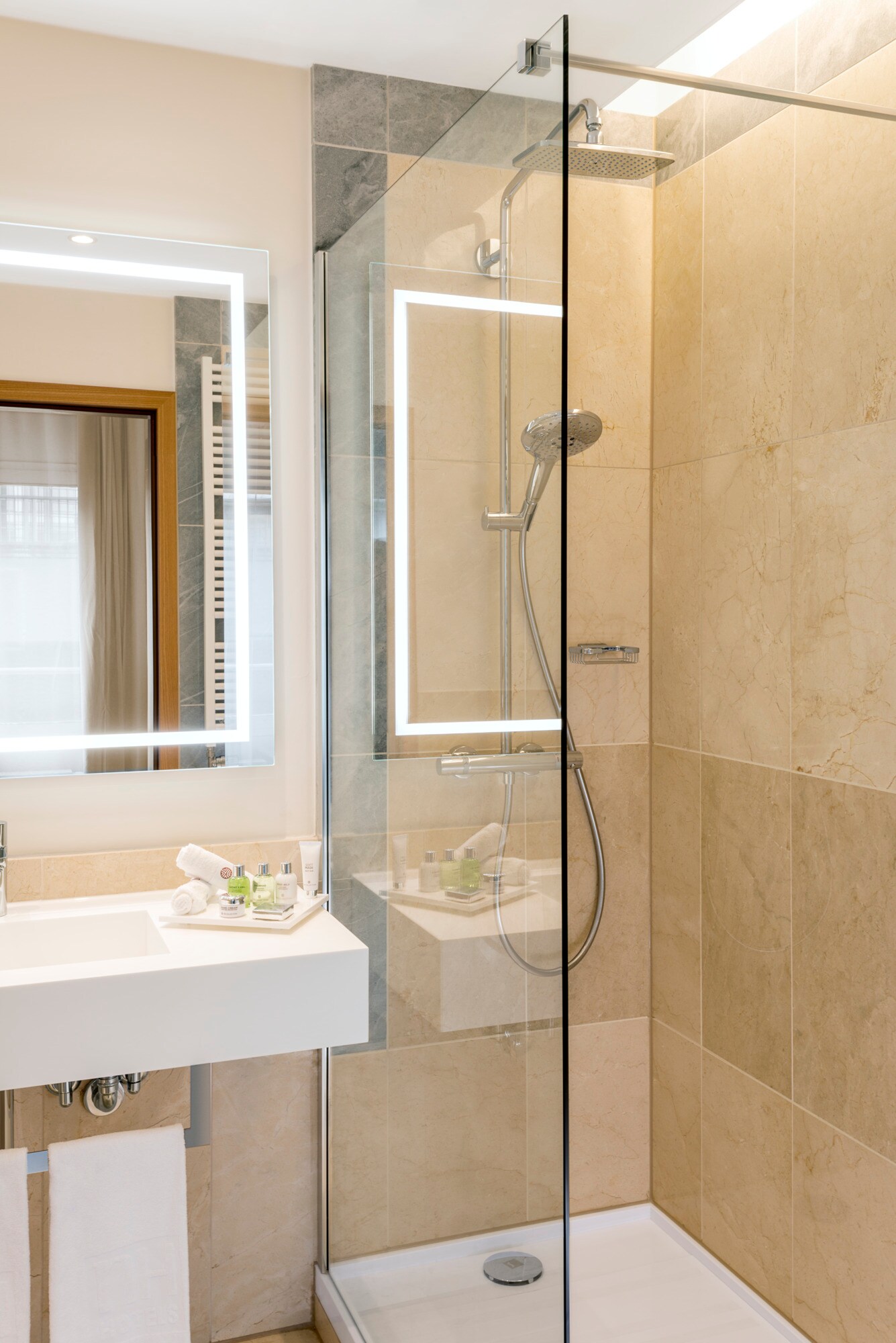 Room Quarto Superior