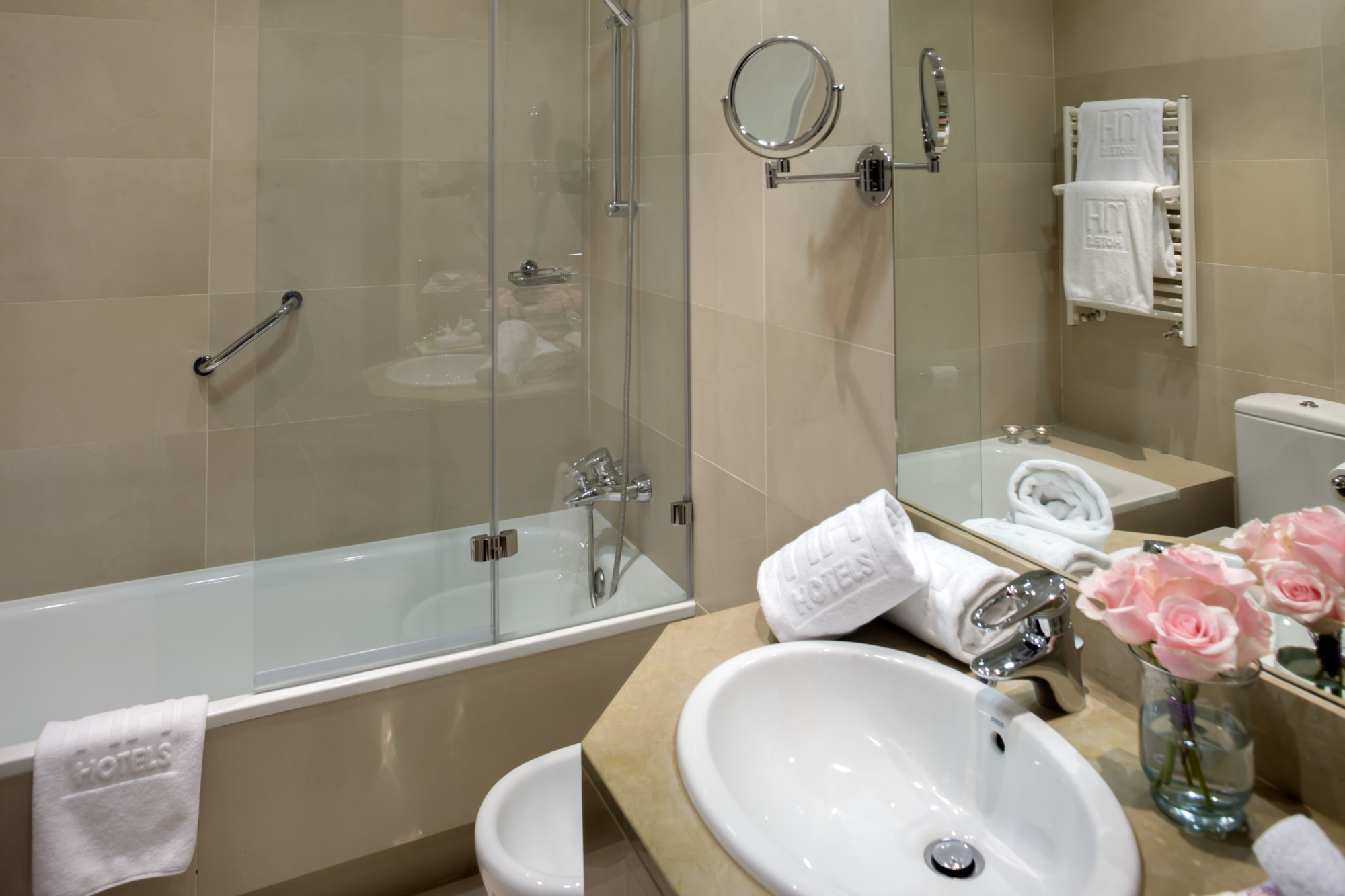 Photo - NH Collection Victoria