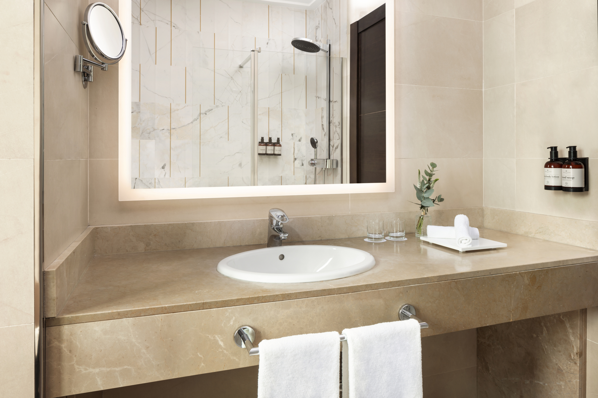 Photo - NH Collection Victoria