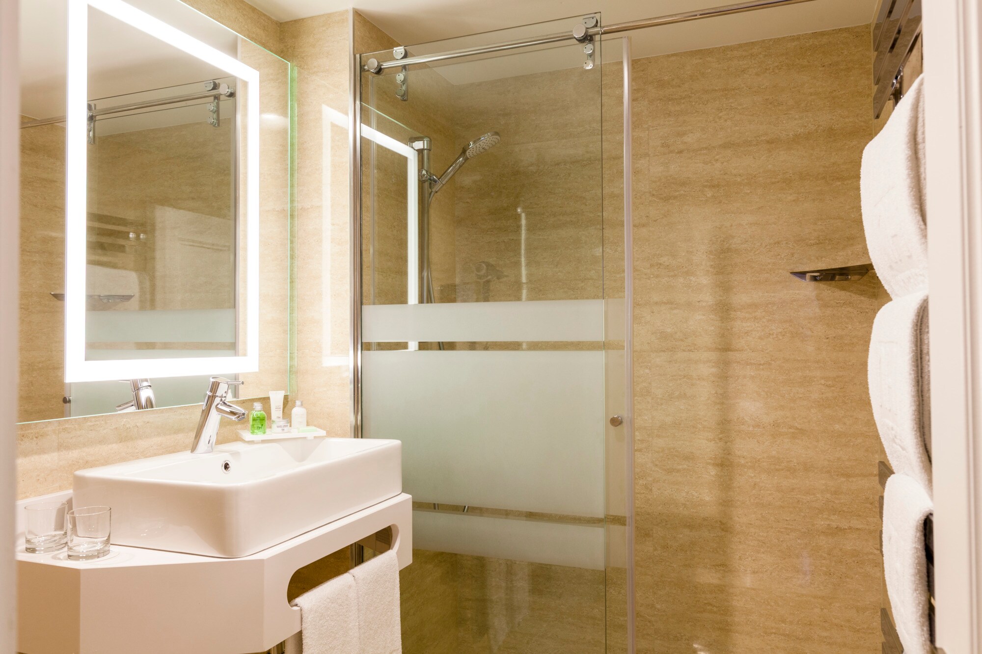 Room Camera Standard