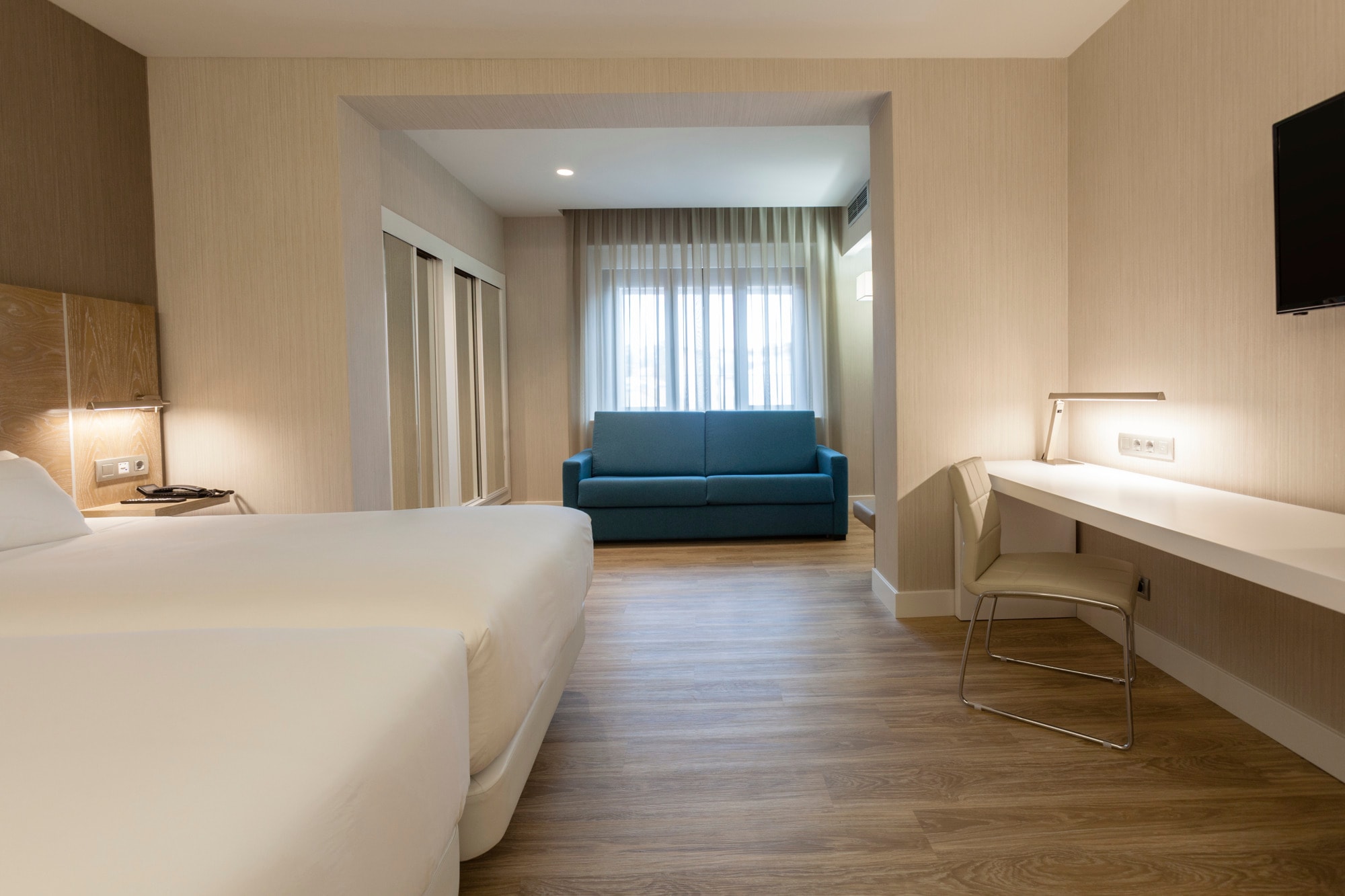 Room Camera Superior