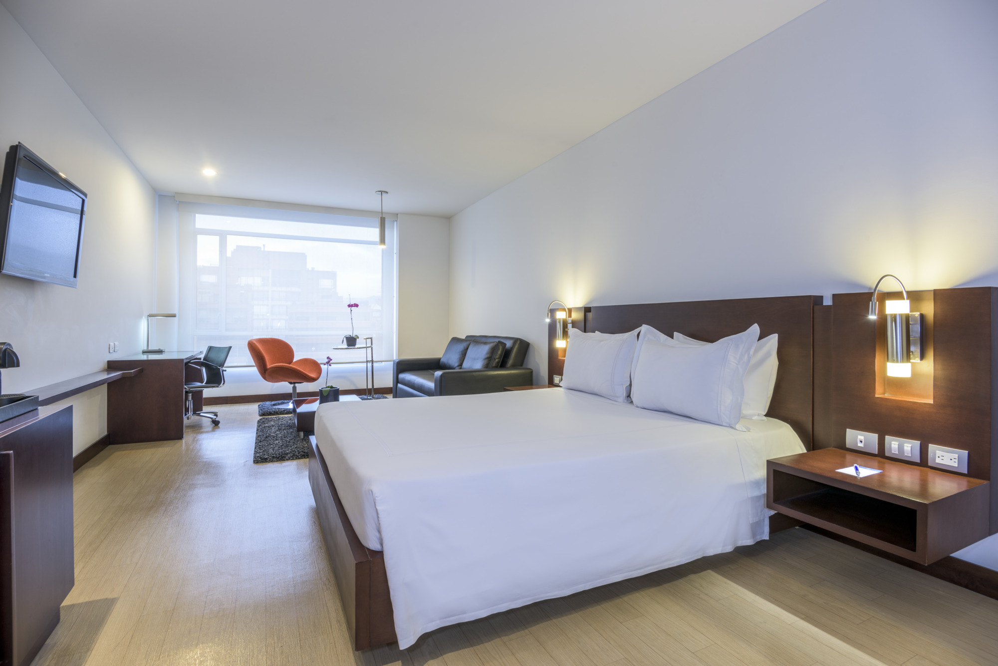 Photo - NH Bogota Urban 93 Royal