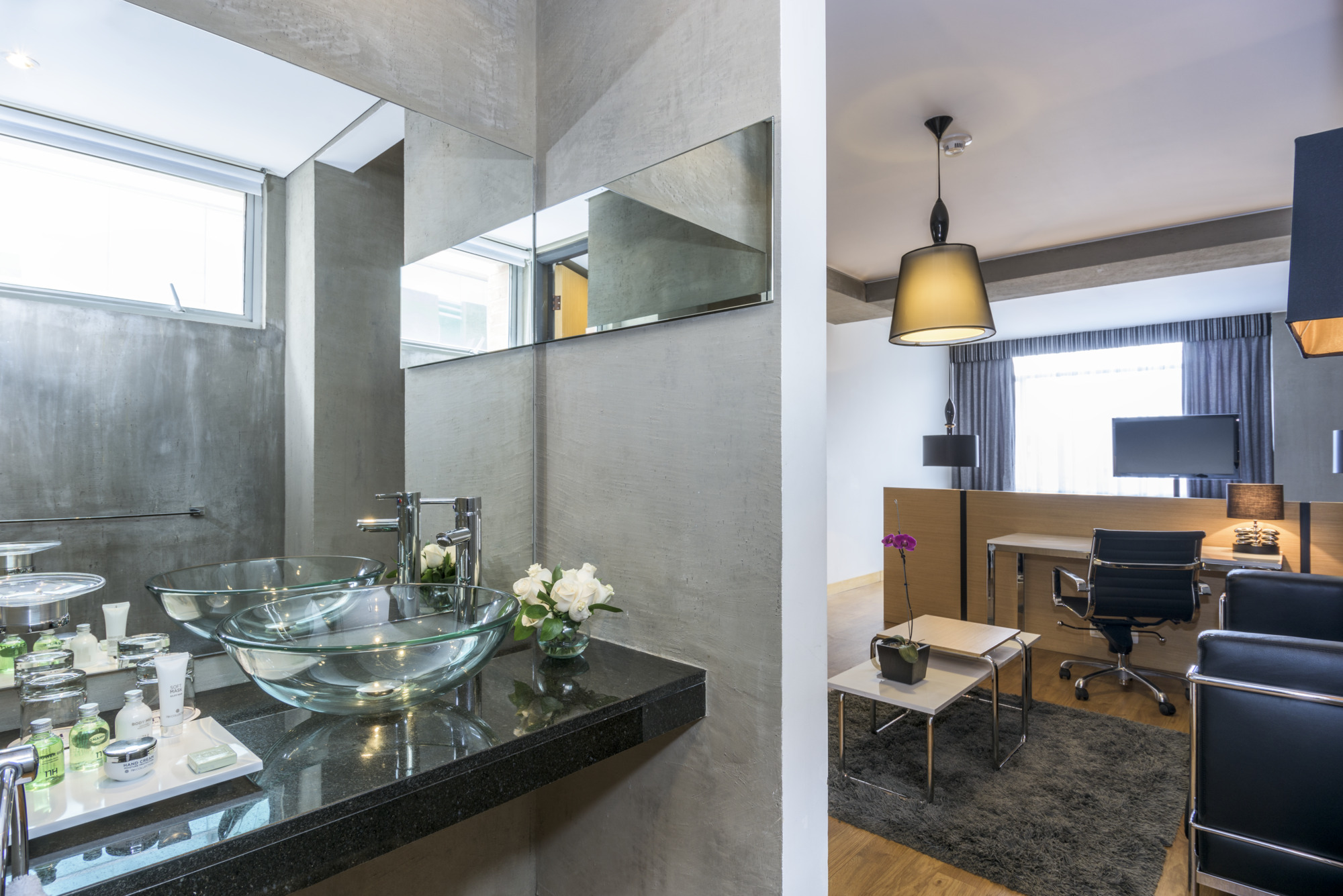 Photo - NH Bogota Urban 93 Royal