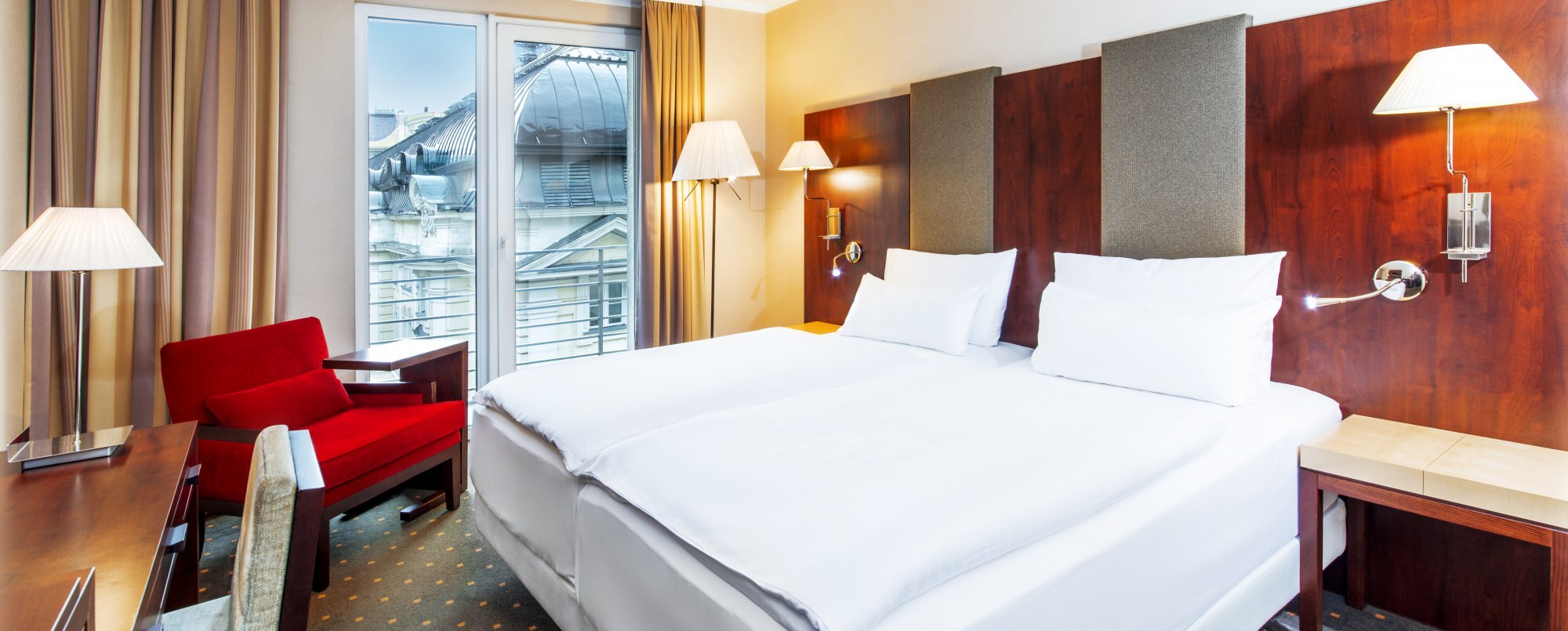 Photo - NH Budapest City