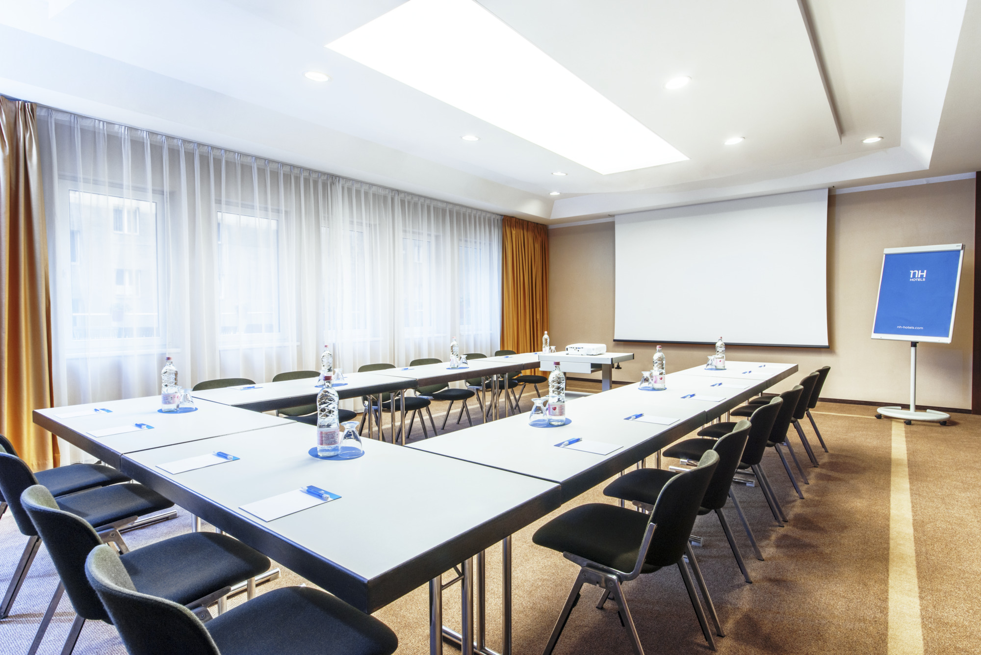 Foto - NH Budapest City