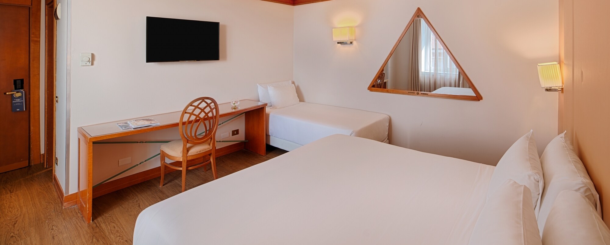 Room Familiar Adjacente