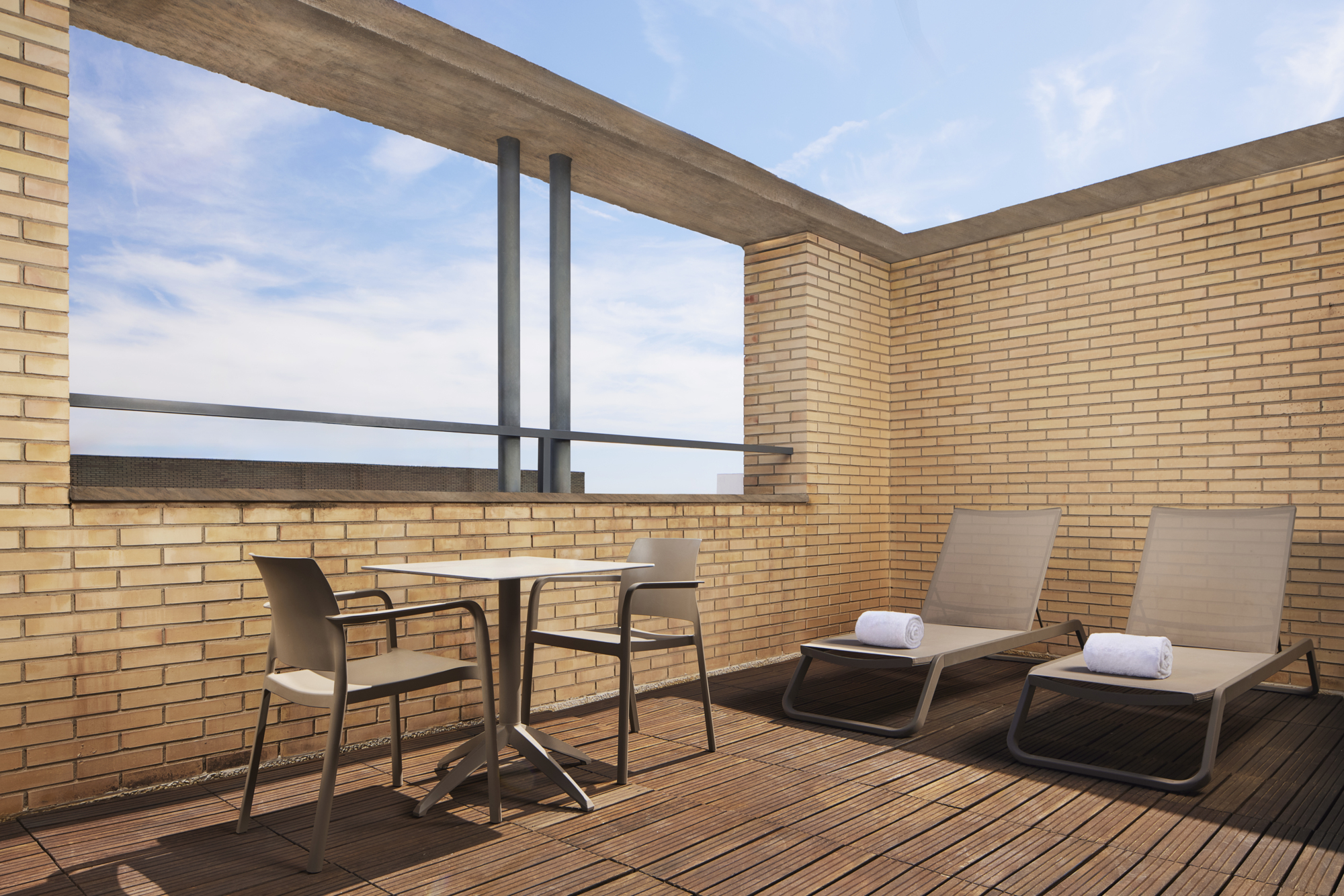Photo - iStay by NH Ciudad de Valencia Hotel