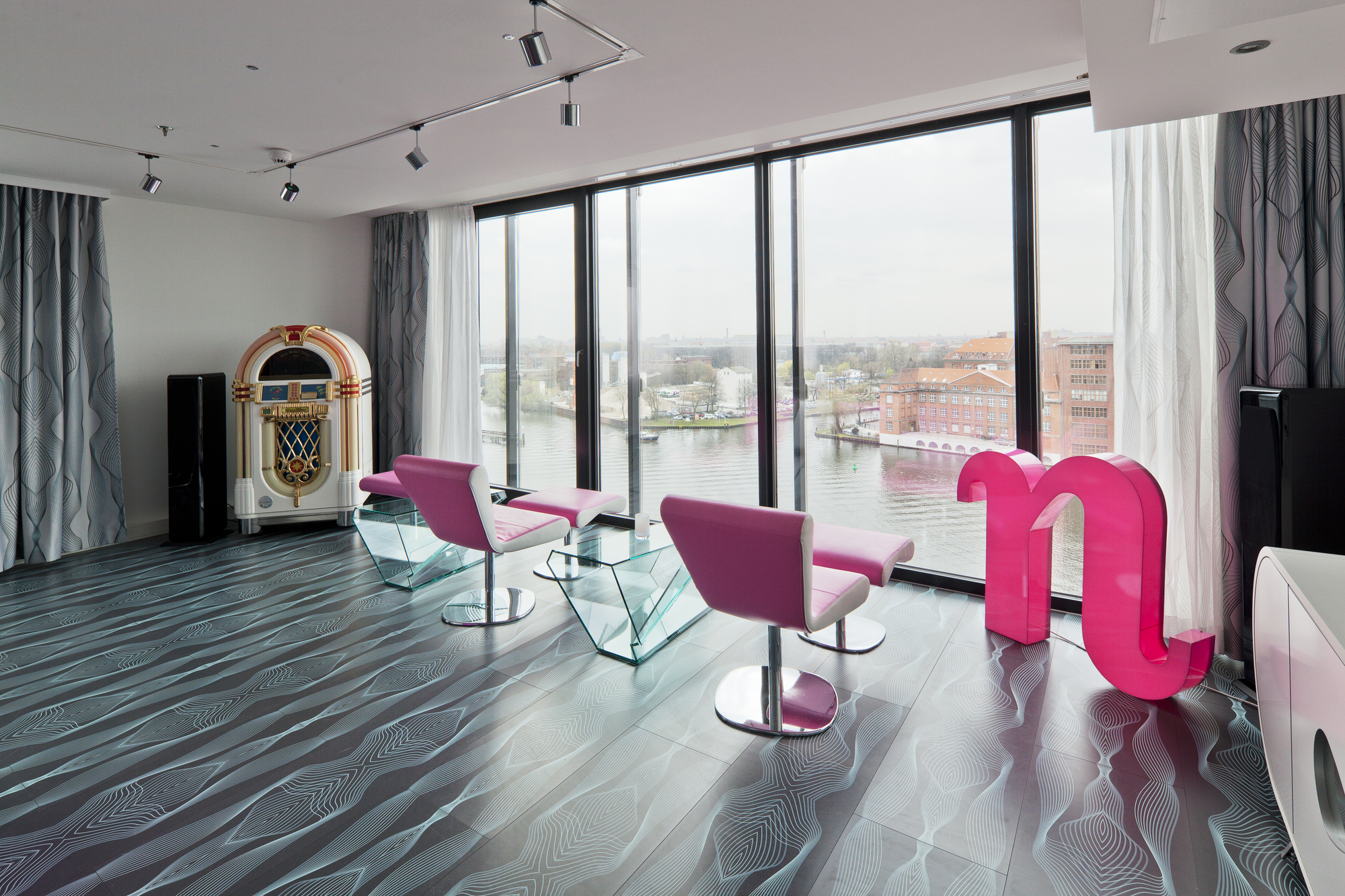 Hotel Nhow Berlin Hotel In Berlin Germany Nh Hotels Com