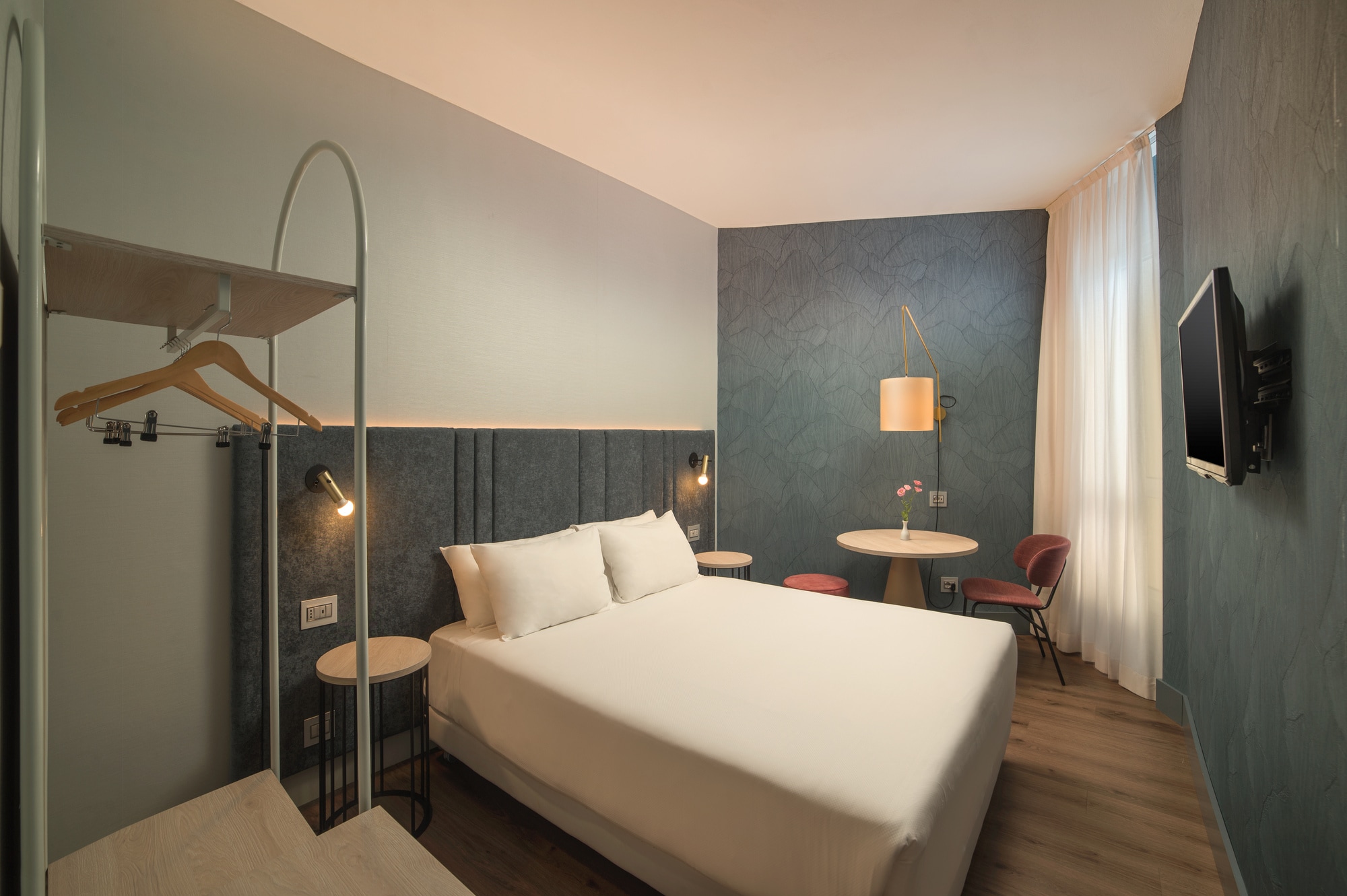 Room Camera Standard