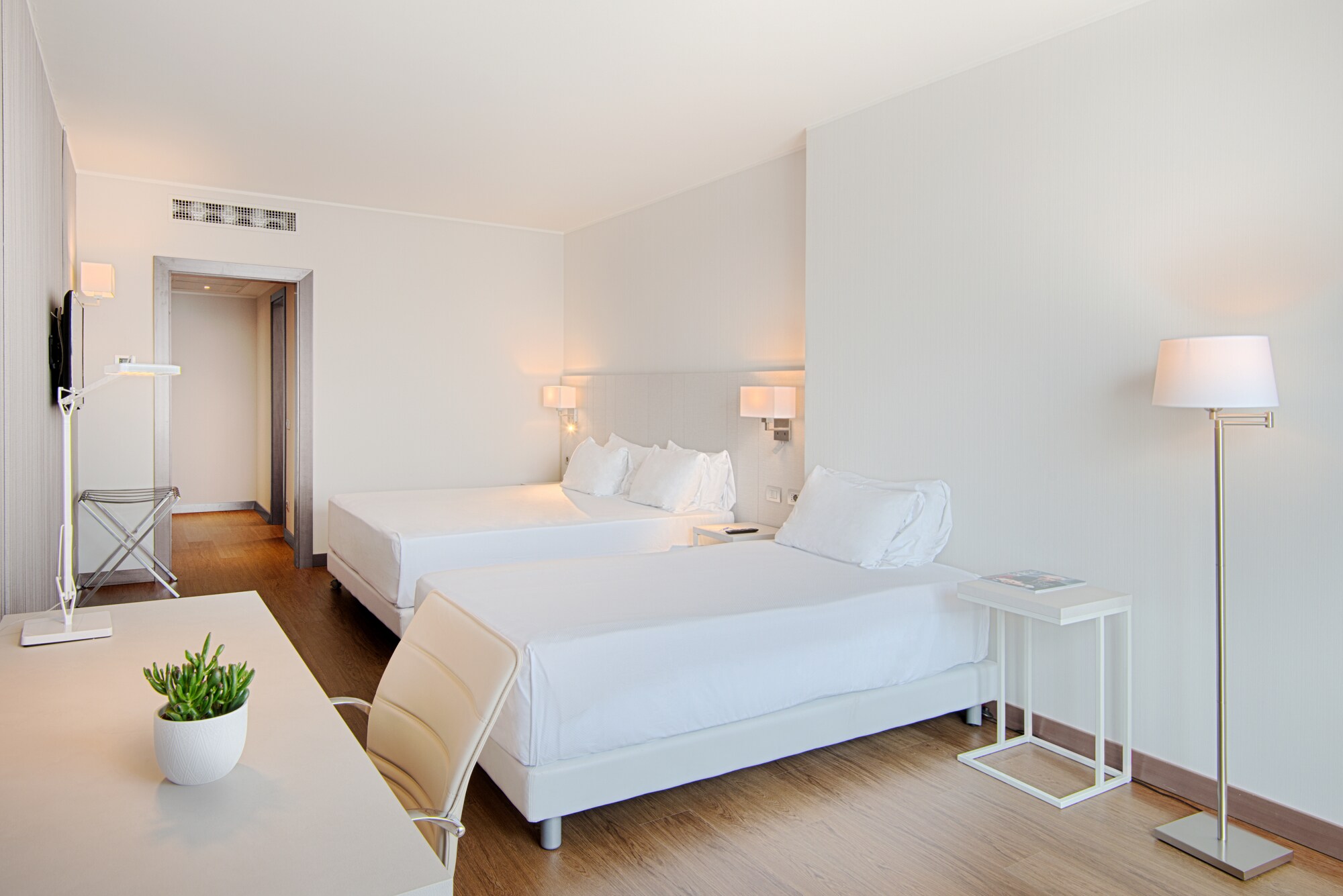 Room Family room triple