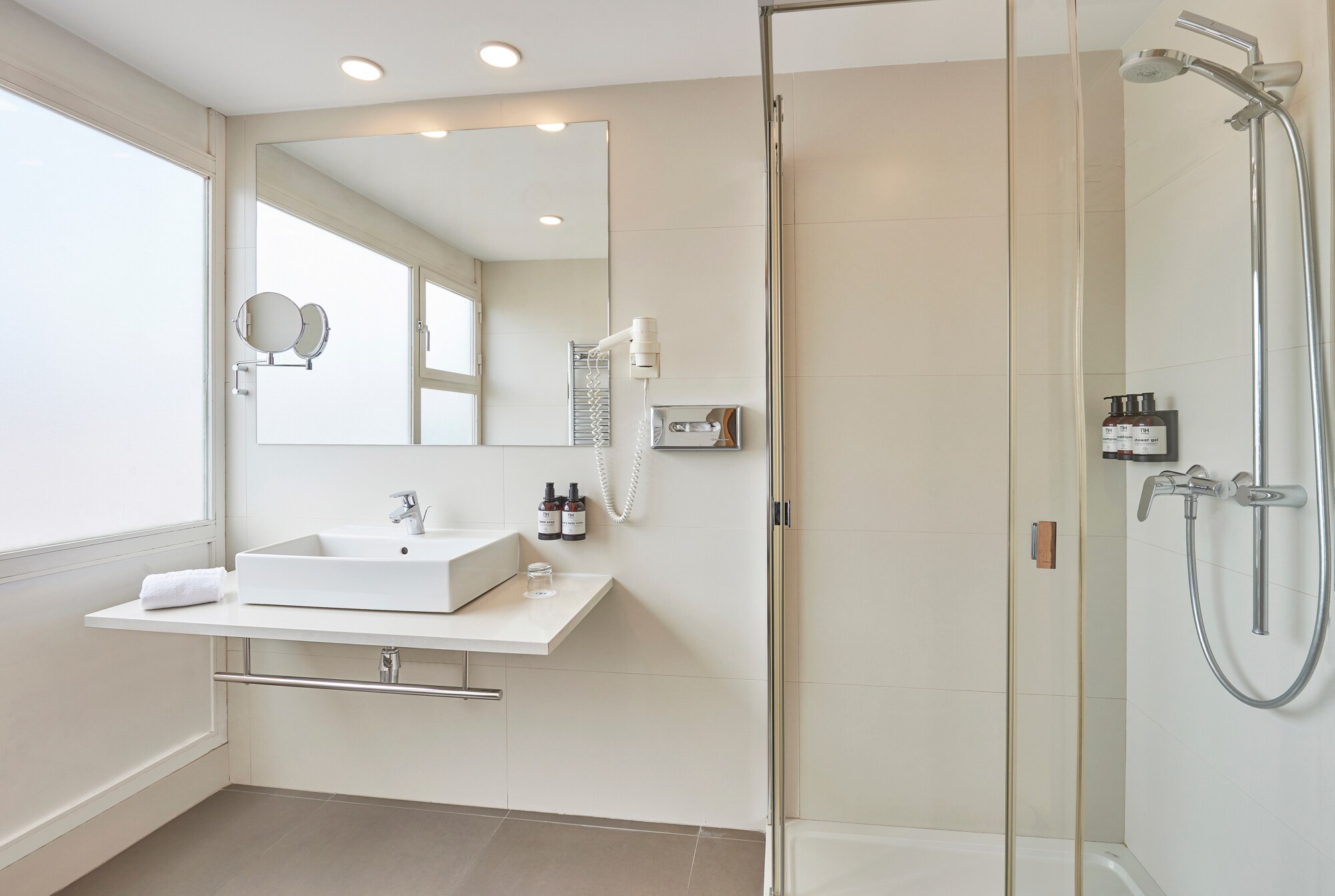 Room Simple Standard