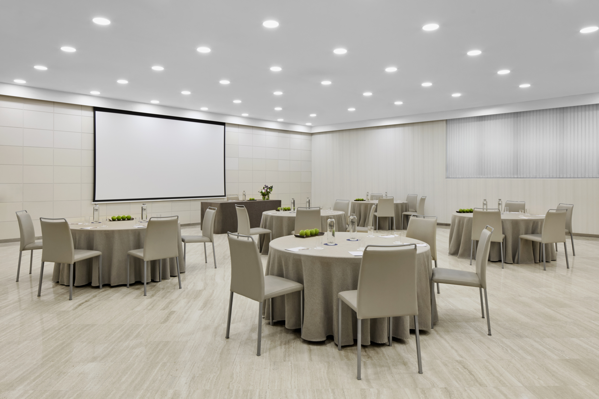 Foto - NH Barcelona Stadium