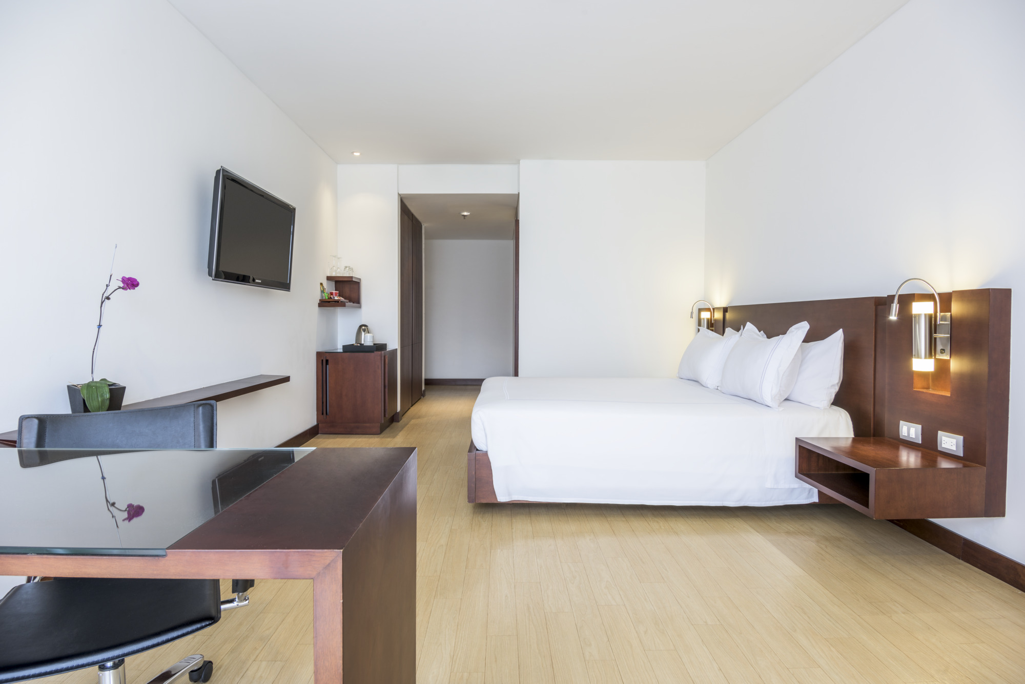 Photo - NH Bogota Urban 93 Royal