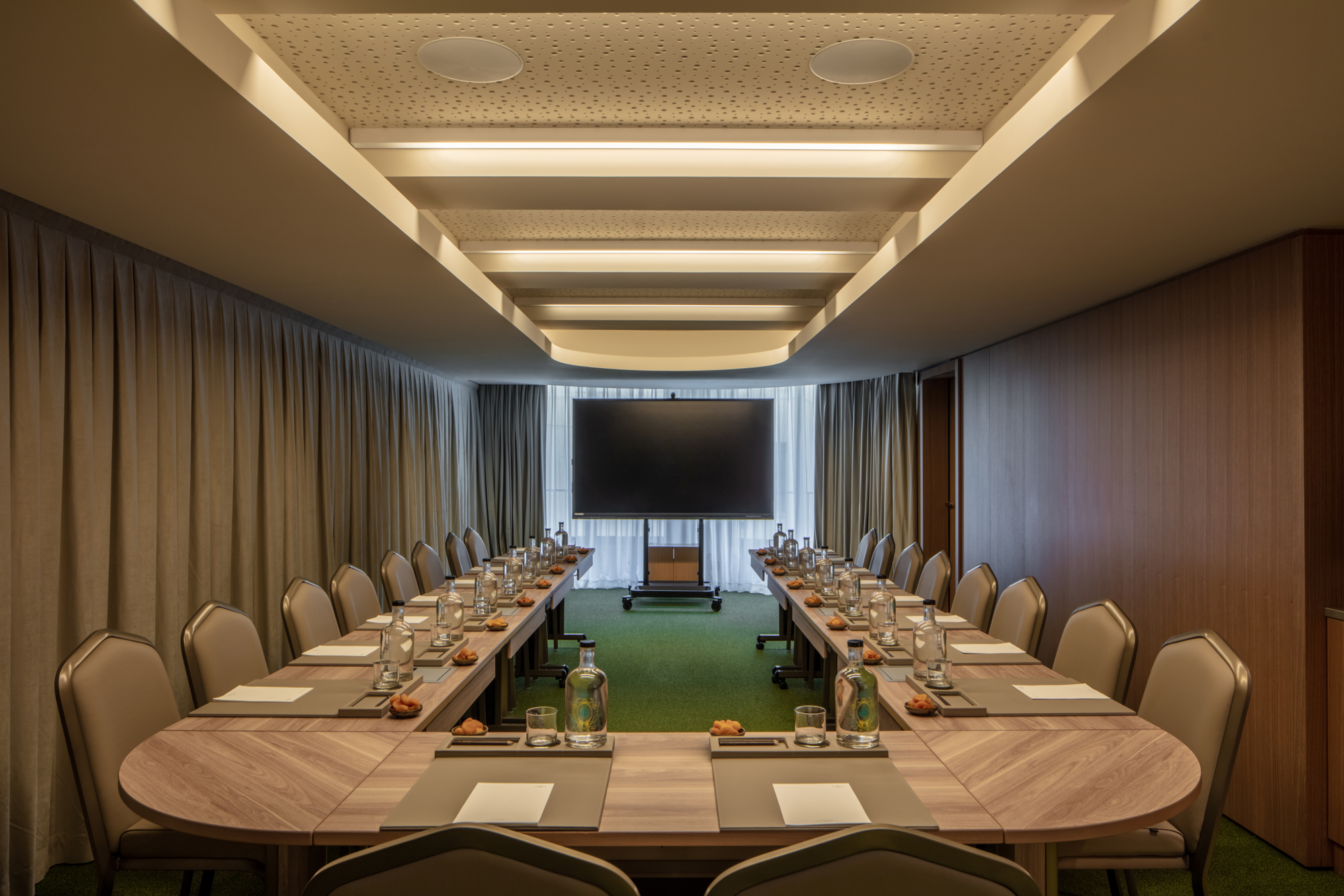 Photo - Anantara Plaza Nice Hotel - A Leading Hotel of the World