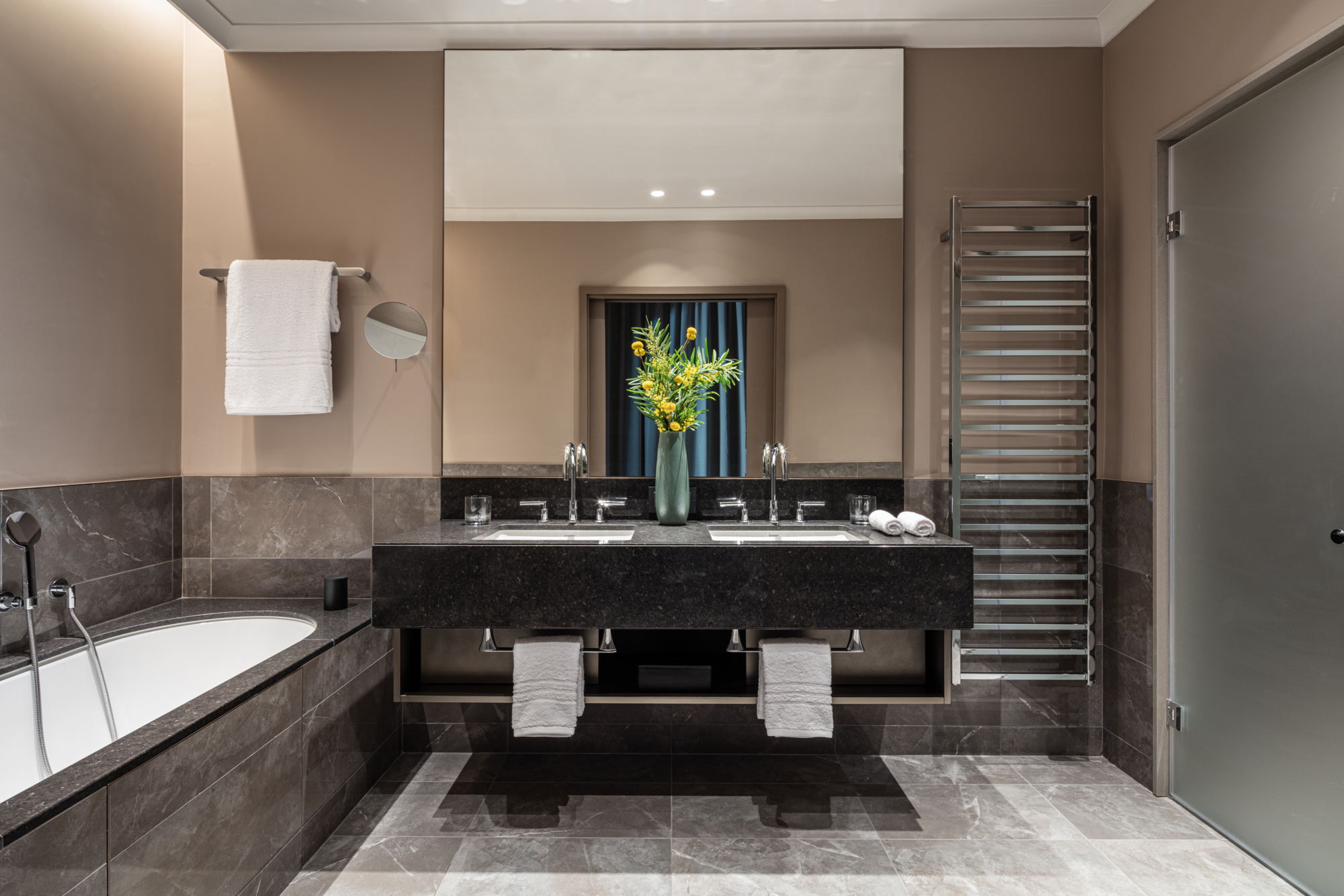 Photo - Anantara Plaza Nice Hotel - A Leading Hotel of the World