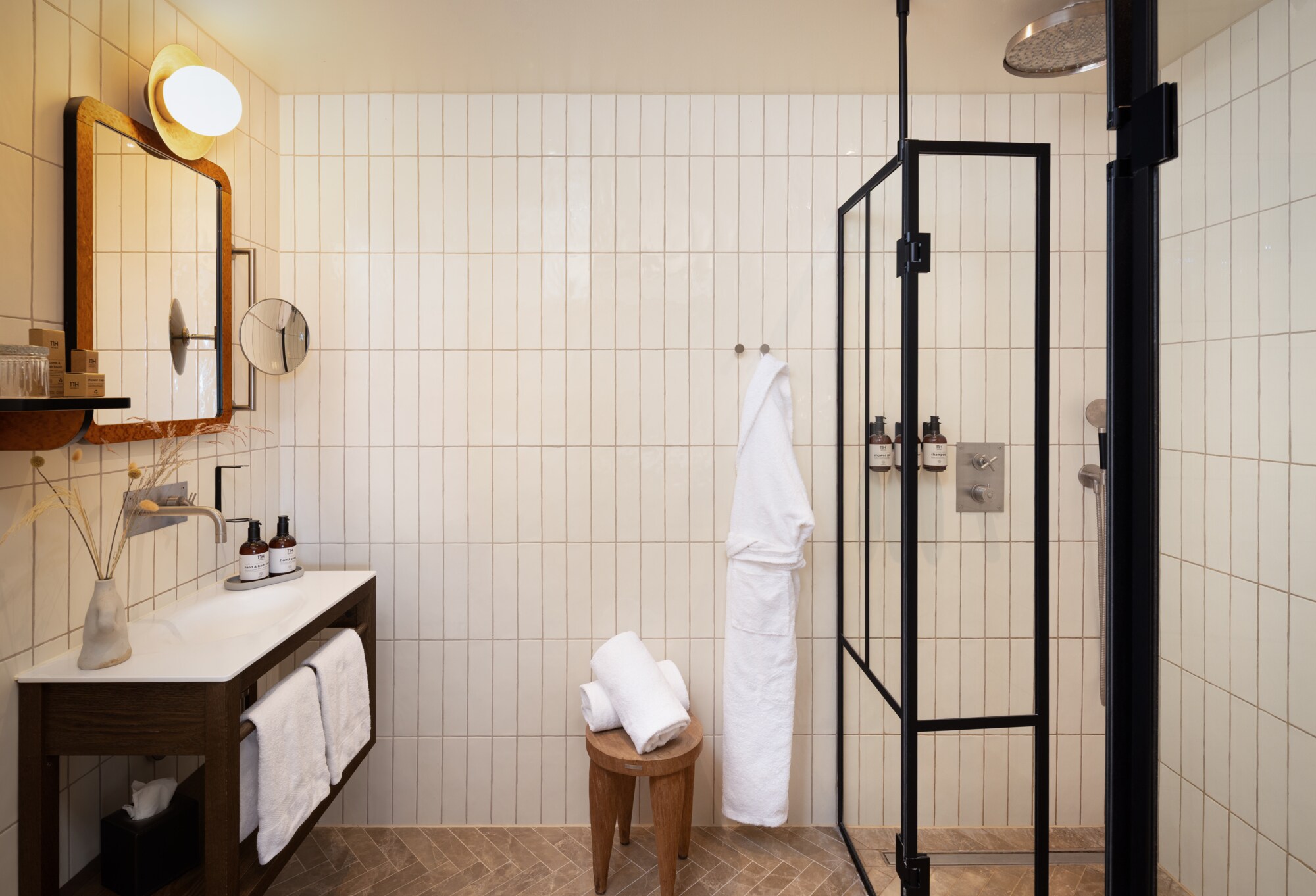 Room Deluxe room with balcony