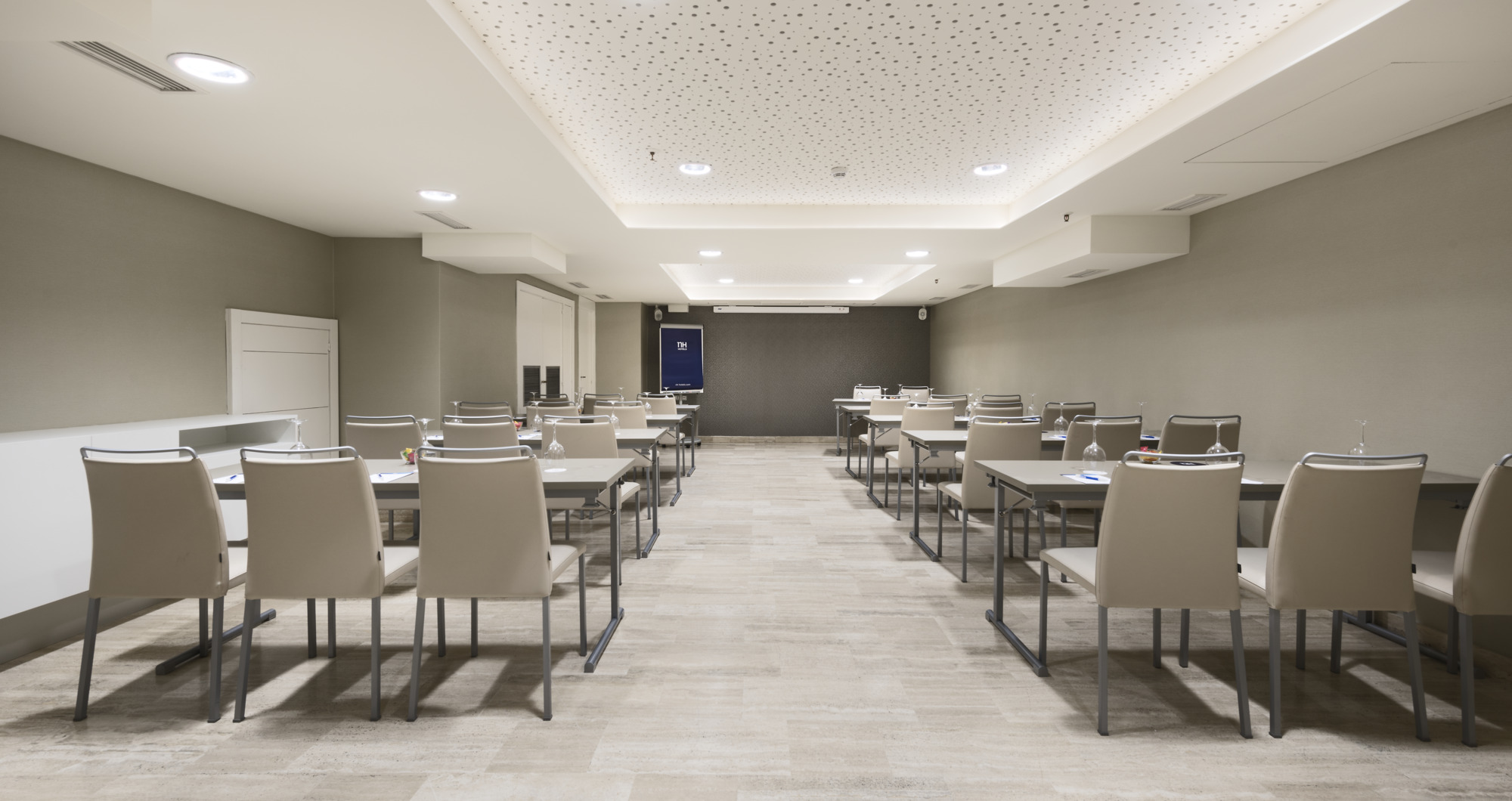 Photo - NH Madrid Zurbano