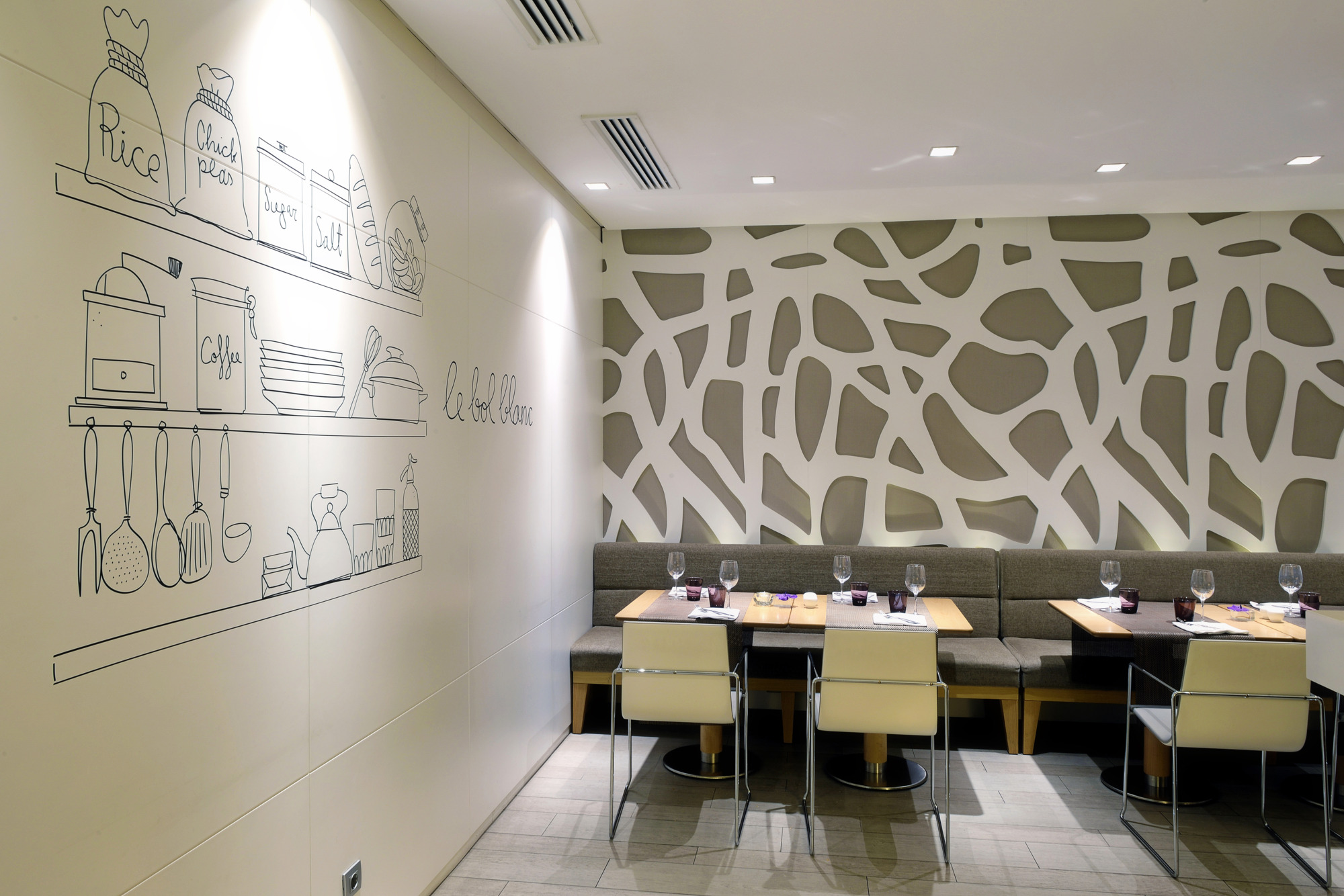 Photo - NH Collection Villa de Bilbao