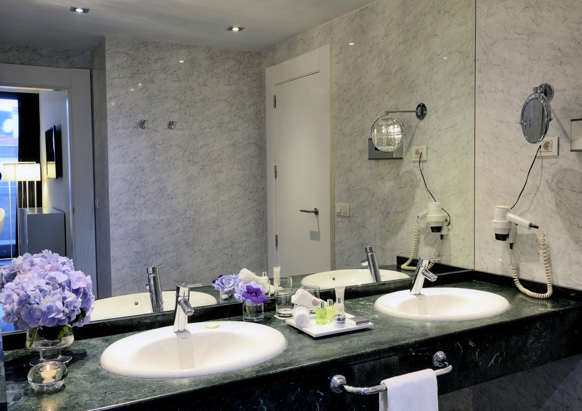 Photo - NH Collection Villa de Bilbao