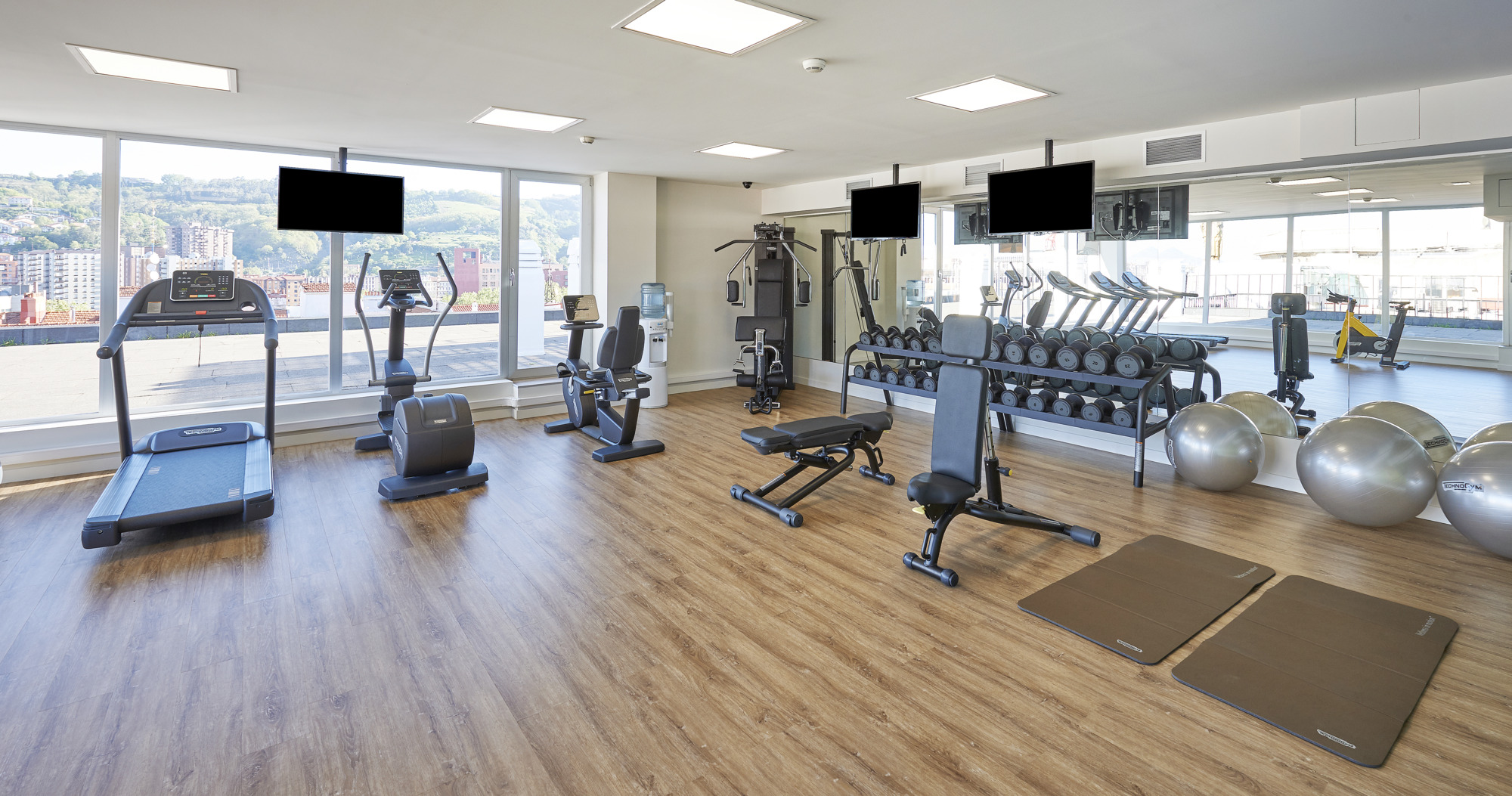 Photo - NH Collection Villa de Bilbao