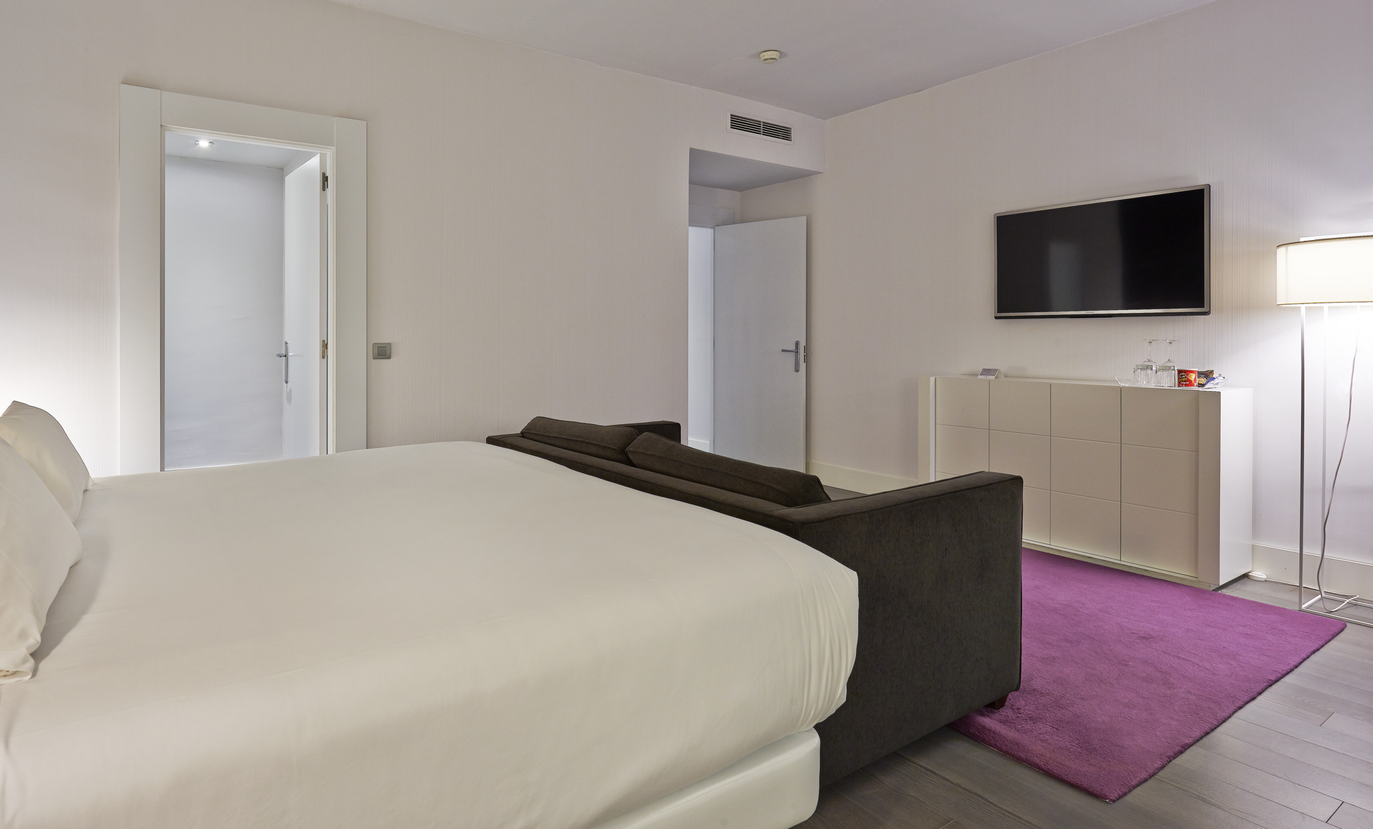 Photo - NH Collection Villa de Bilbao