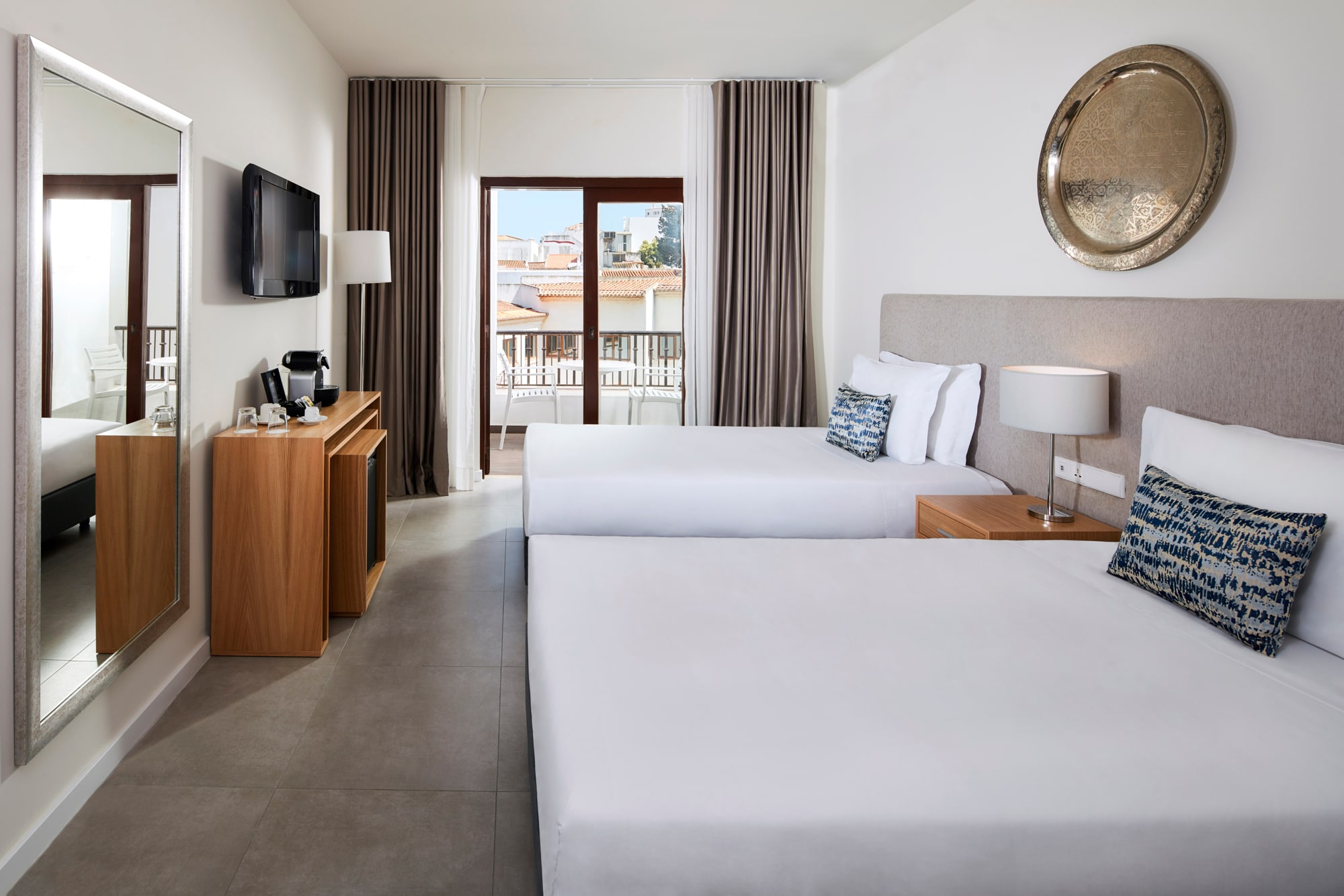 Room Quarto Superior